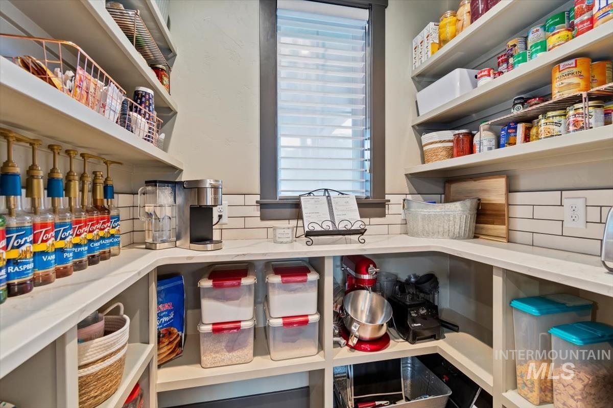 38 Singing Springs Way, Garden Valley, Idaho 83622, 4 Bedrooms, 3 Bathrooms, Residential For Sale, Price $1,048,000, 98976312