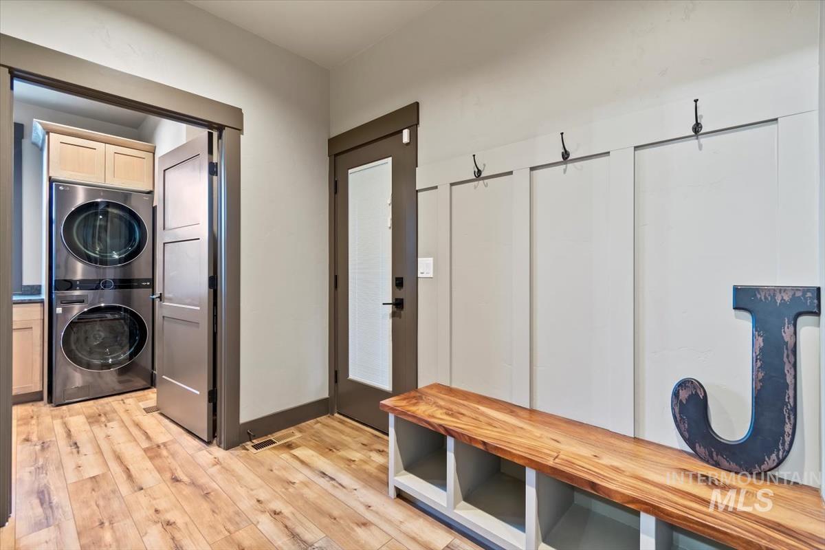 38 Singing Springs Way, Garden Valley, Idaho 83622, 4 Bedrooms, 3 Bathrooms, Residential For Sale, Price $1,048,000, 98976312