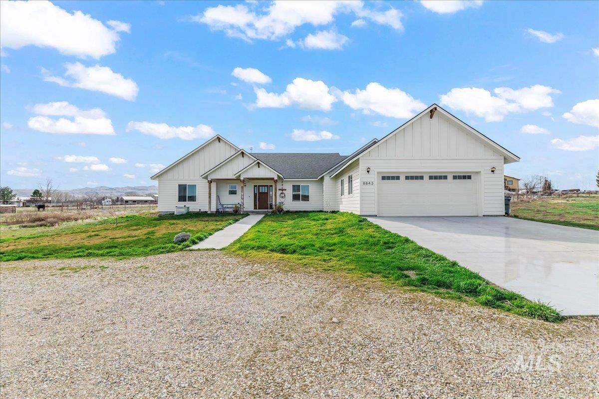 8843 State Hwy 78, Marsing, Idaho 83639, 4 Bedrooms, 3 Bathrooms, Residential For Sale, Price $825,000,MLS 98976314