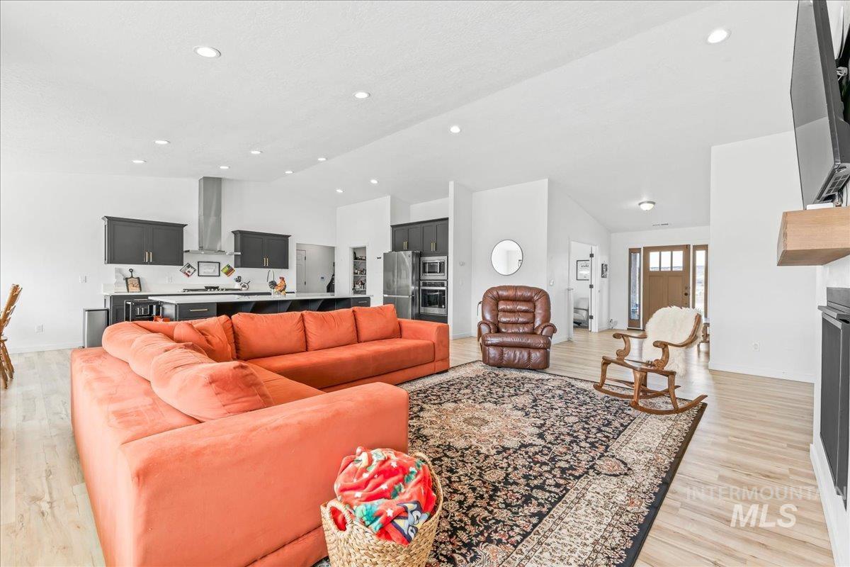 8843 State Hwy 78, Marsing, Idaho 83639, 4 Bedrooms, 3 Bathrooms, Residential For Sale, Price $950,000, 98976314