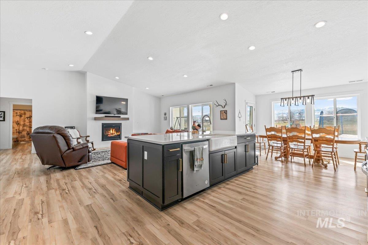 8843 State Hwy 78, Marsing, Idaho 83639, 4 Bedrooms, 3 Bathrooms, Residential For Sale, Price $950,000, 98976314