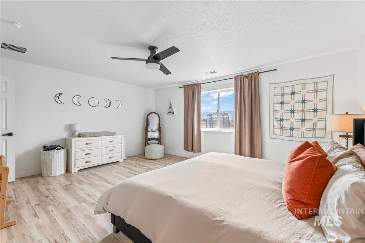 8843 State Hwy 78, Marsing, Idaho 83639, 4 Bedrooms, 3 Bathrooms, Residential For Sale, Price $950,000, 98976314