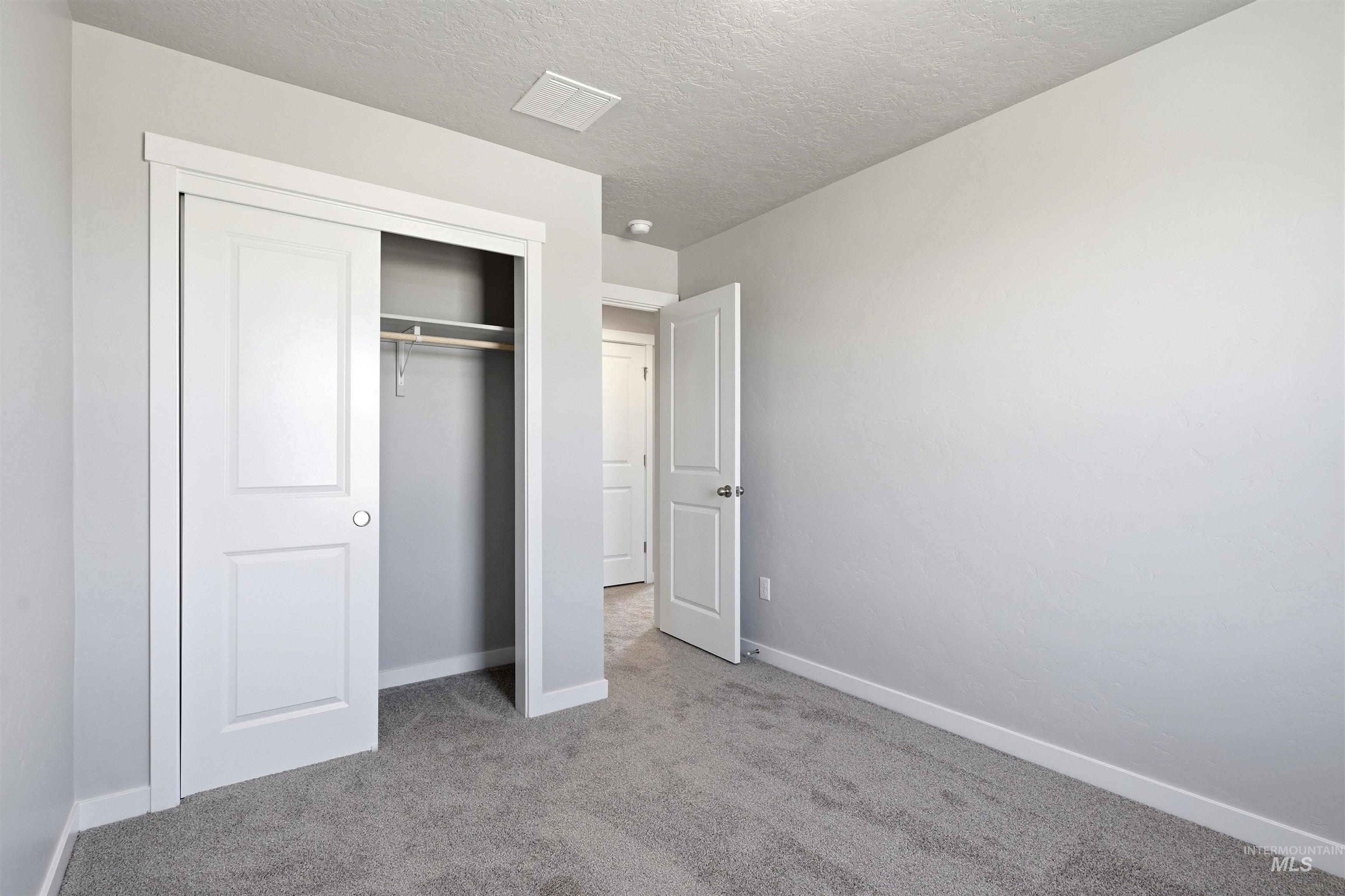 3380 W Caddisfly St., Kuna, Idaho 83634, 3 Bedrooms, 2.5 Bathrooms, Residential For Sale, Price $413,990,MLS 98976315