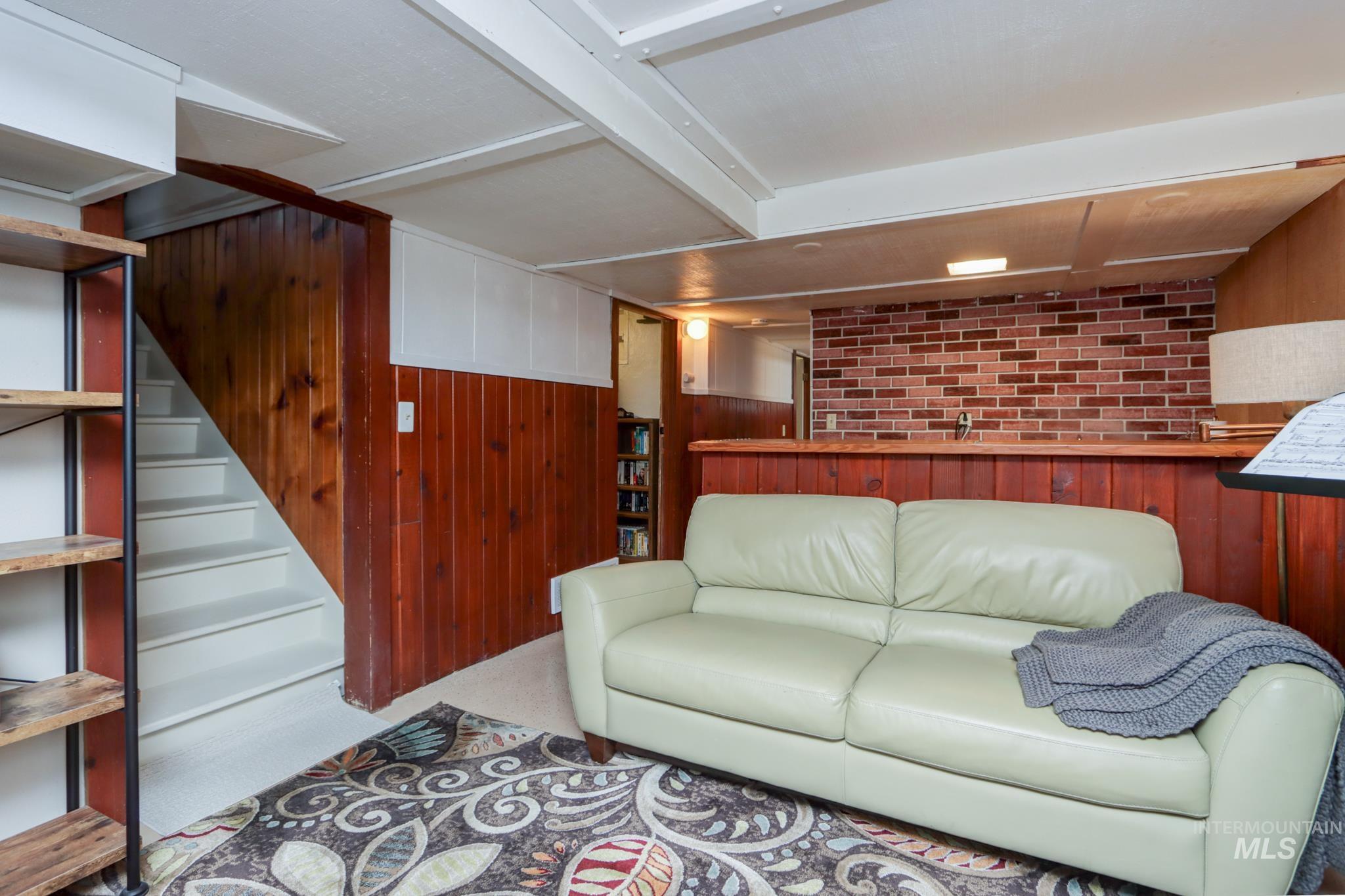 2605 W Regan Ave, Boise, Idaho 83702, 3 Bedrooms, 2 Bathrooms, Residential For Sale, Price $779,000,MLS 98976318