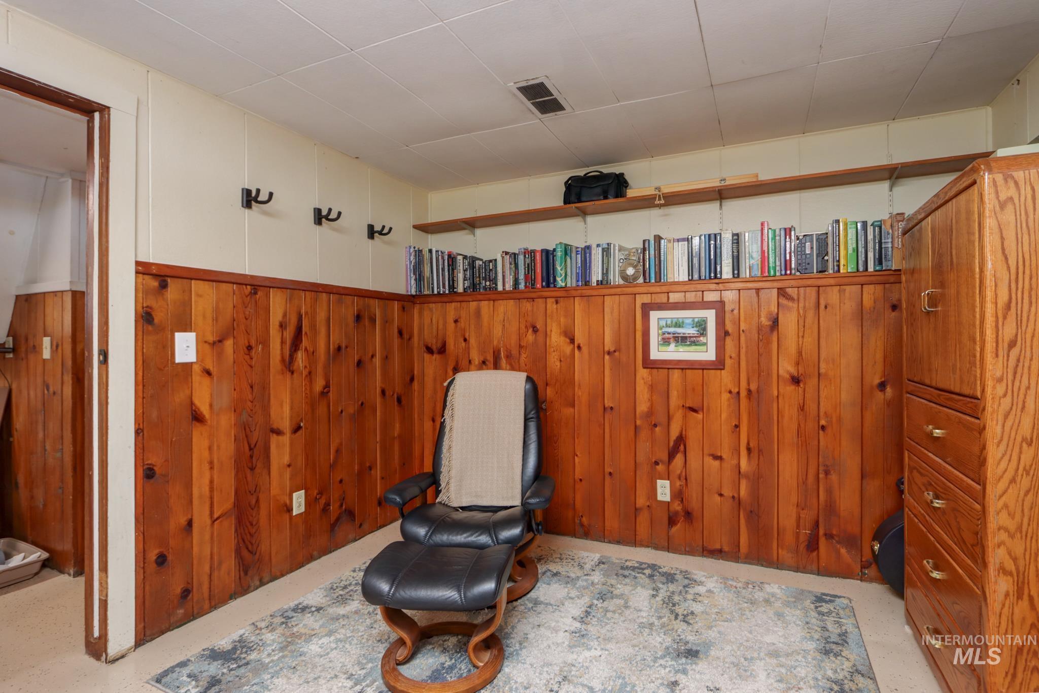 2605 W Regan Ave, Boise, Idaho 83702, 3 Bedrooms, 2 Bathrooms, Residential For Sale, Price $779,000,MLS 98976318