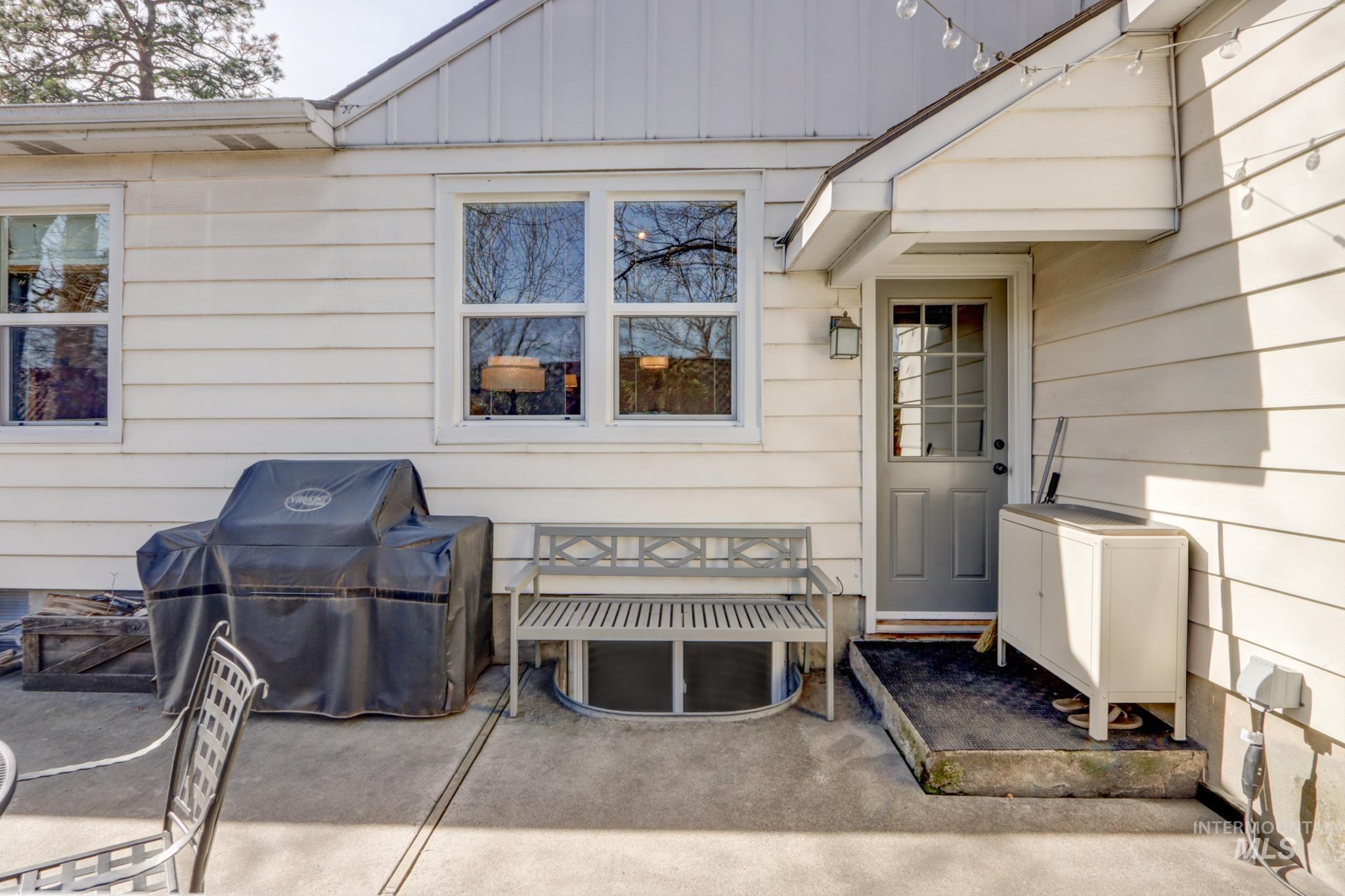 2605 W Regan Ave, Boise, Idaho 83702, 3 Bedrooms, 2 Bathrooms, Residential For Sale, Price $779,000,MLS 98976318