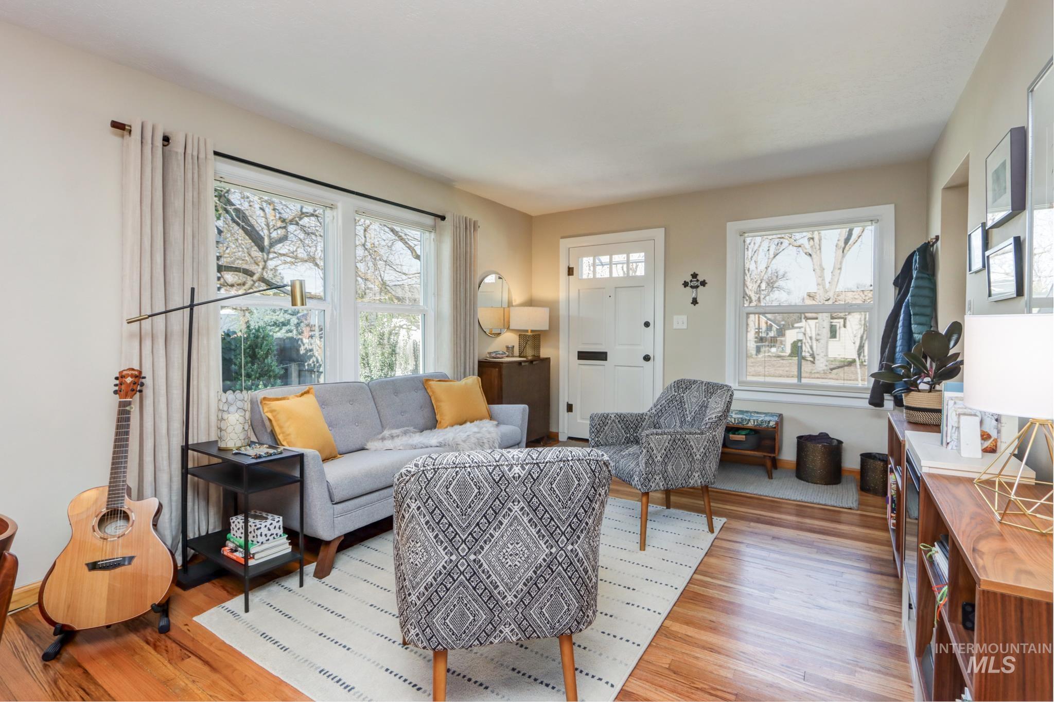 2605 W Regan Ave, Boise, Idaho 83702, 3 Bedrooms, 2 Bathrooms, Residential For Sale, Price $779,000,MLS 98976318