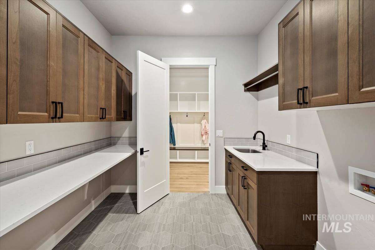 6404 W Danes Dr, Eagle, Idaho 83616, 4 Bedrooms, 3.5 Bathrooms, Residential For Sale, Price $1,299,900,MLS 98976322