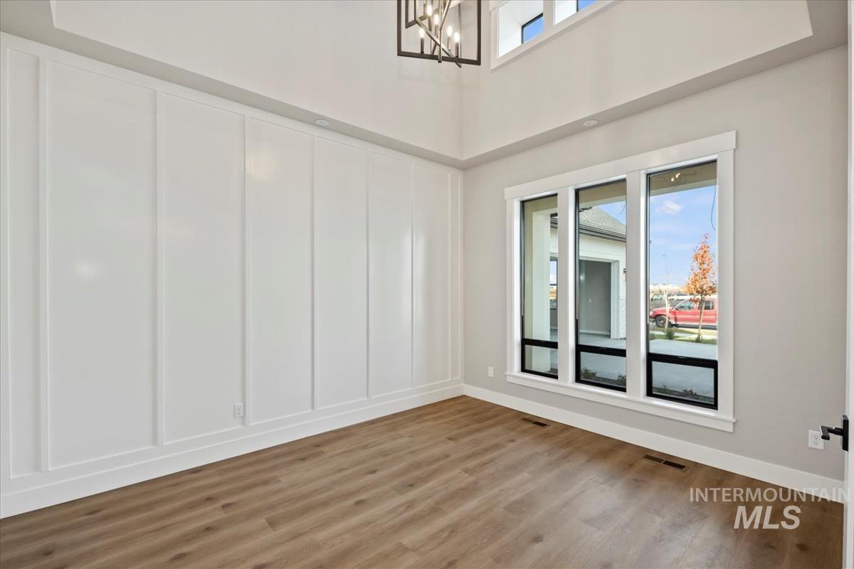 6404 W Danes Dr, Eagle, Idaho 83616, 4 Bedrooms, 3.5 Bathrooms, Residential For Sale, Price $1,299,900,MLS 98976322