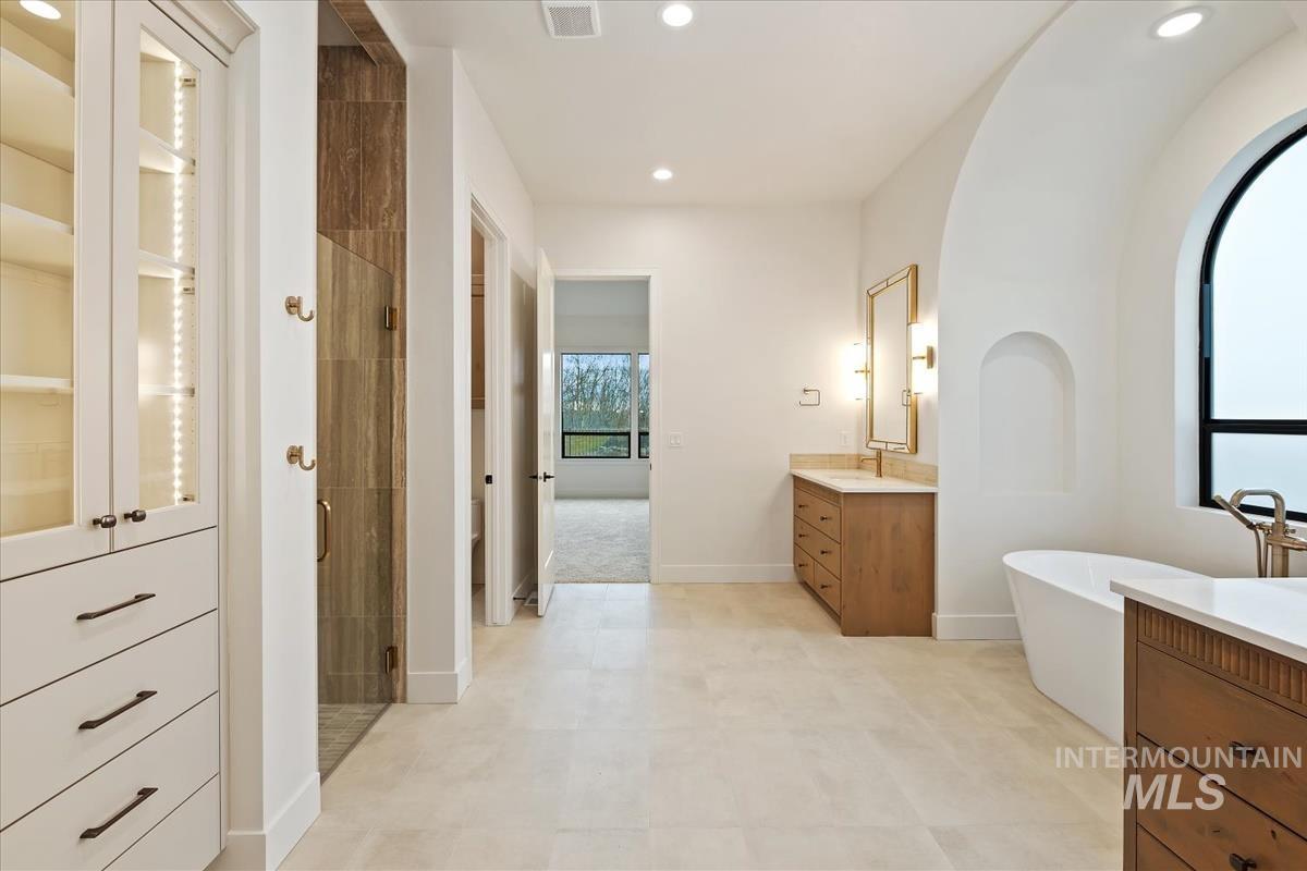 6404 W Danes Dr, Eagle, Idaho 83616, 4 Bedrooms, 3.5 Bathrooms, Residential For Sale, Price $1,299,900,MLS 98976322