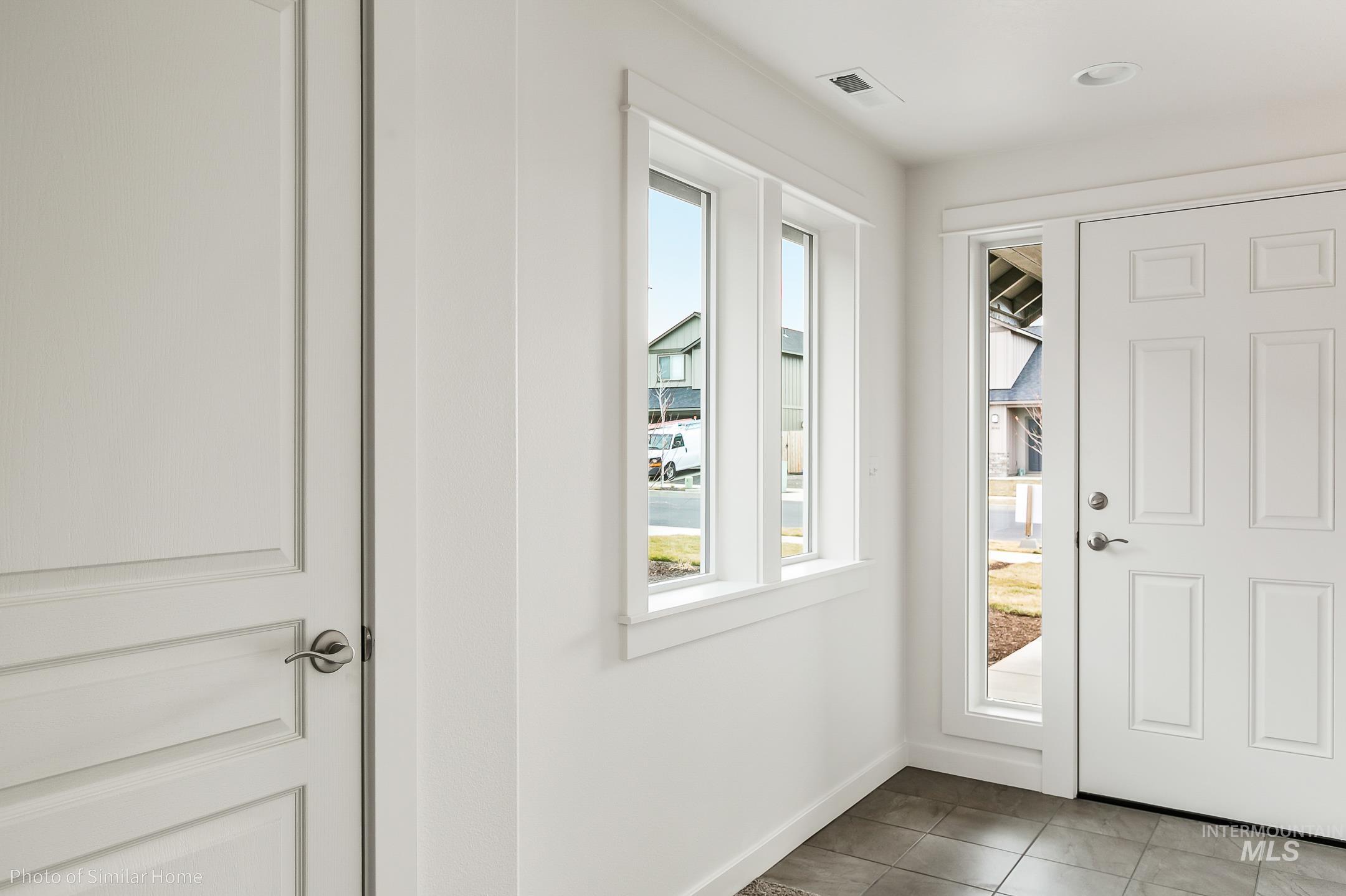 728 SW Mendenhall St, Mountain Home, Idaho 83647, 2 Bedrooms, 2 Bathrooms, Residential For Sale, Price $302,990, 98976324