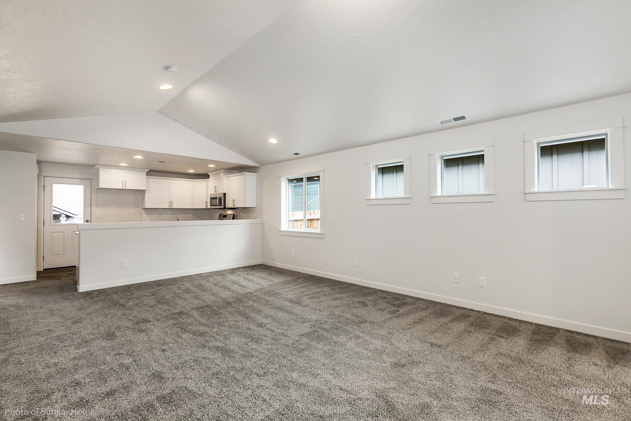 728 SW Mendenhall St, Mountain Home, Idaho 83647, 2 Bedrooms, 2 Bathrooms, Residential For Sale, Price $302,990, 98976324