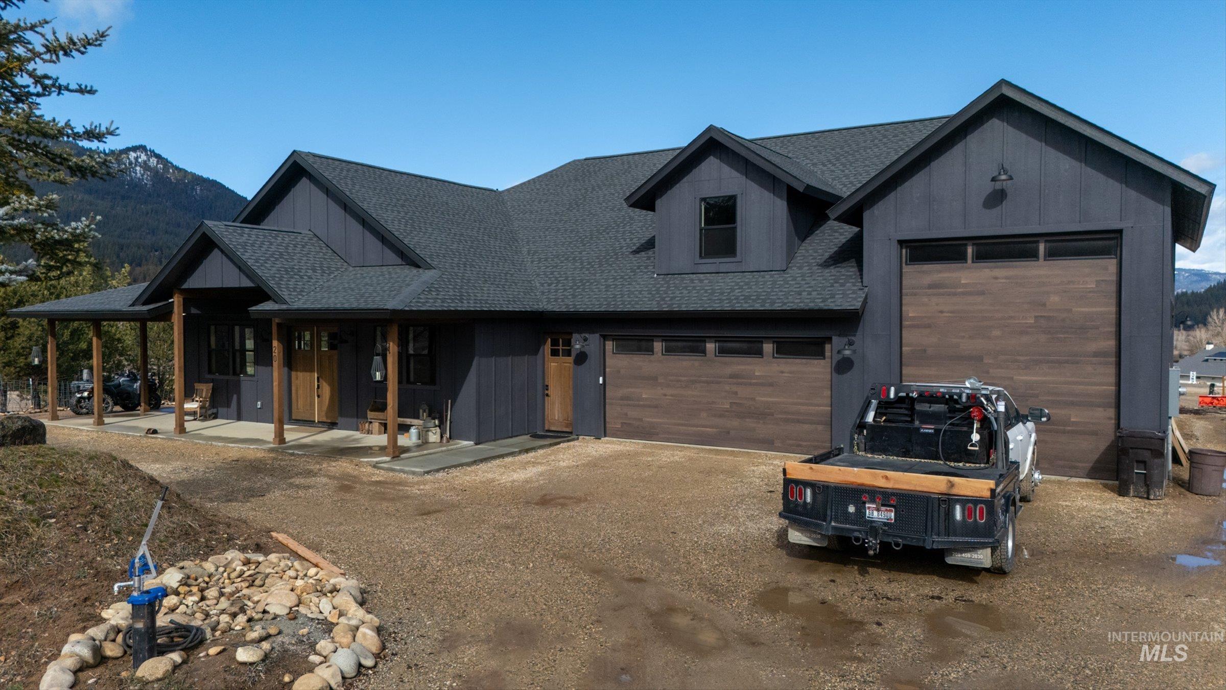 20 Hawthorne Ln, Garden Valley, Idaho 83622, 4 Bedrooms, 3 Bathrooms, Residential For Sale, Price $1,250,000,MLS 98976325