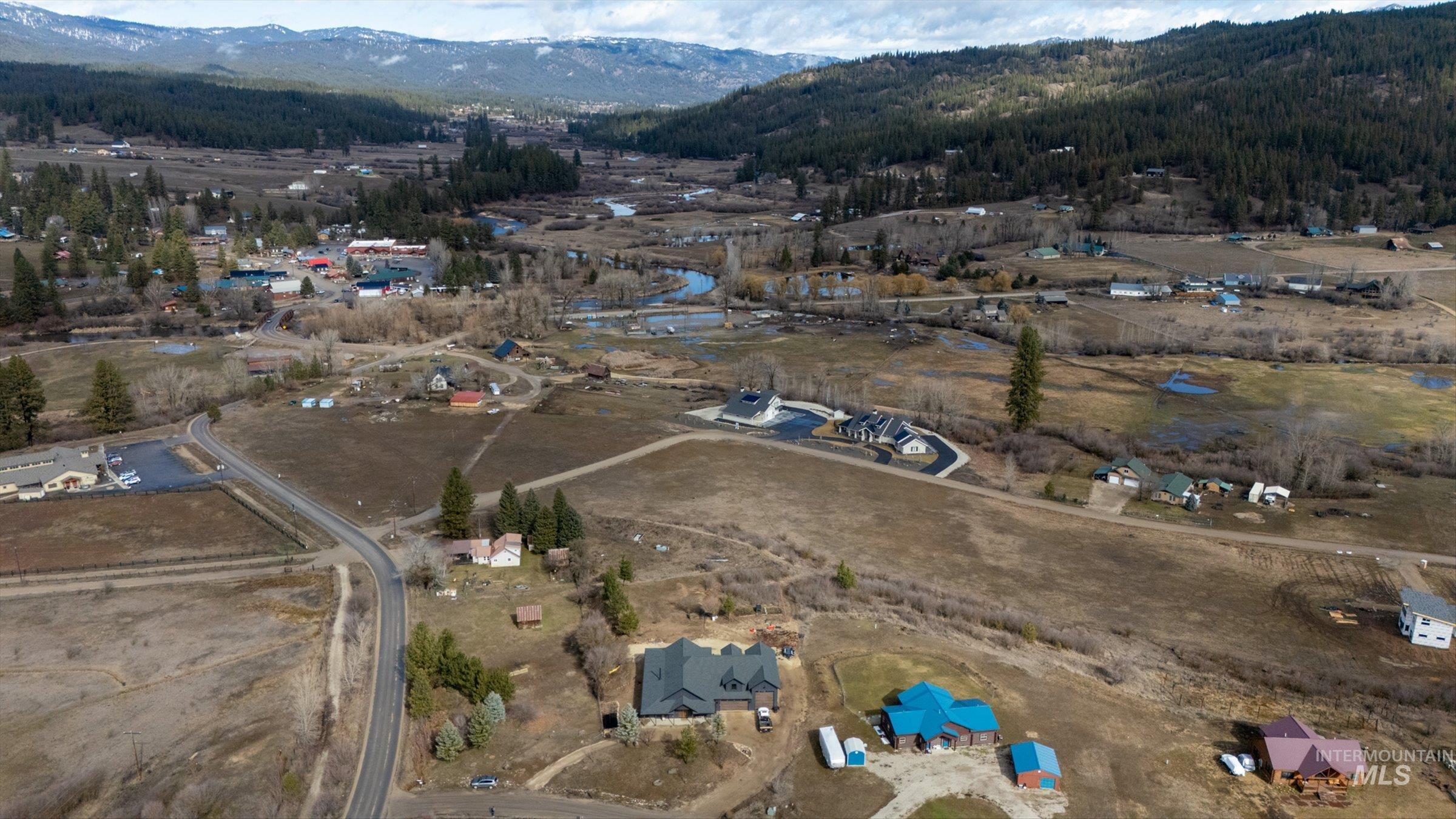 20 Hawthorne Ln, Garden Valley, Idaho 83622, 4 Bedrooms, 3 Bathrooms, Residential For Sale, Price $1,250,000,MLS 98976325