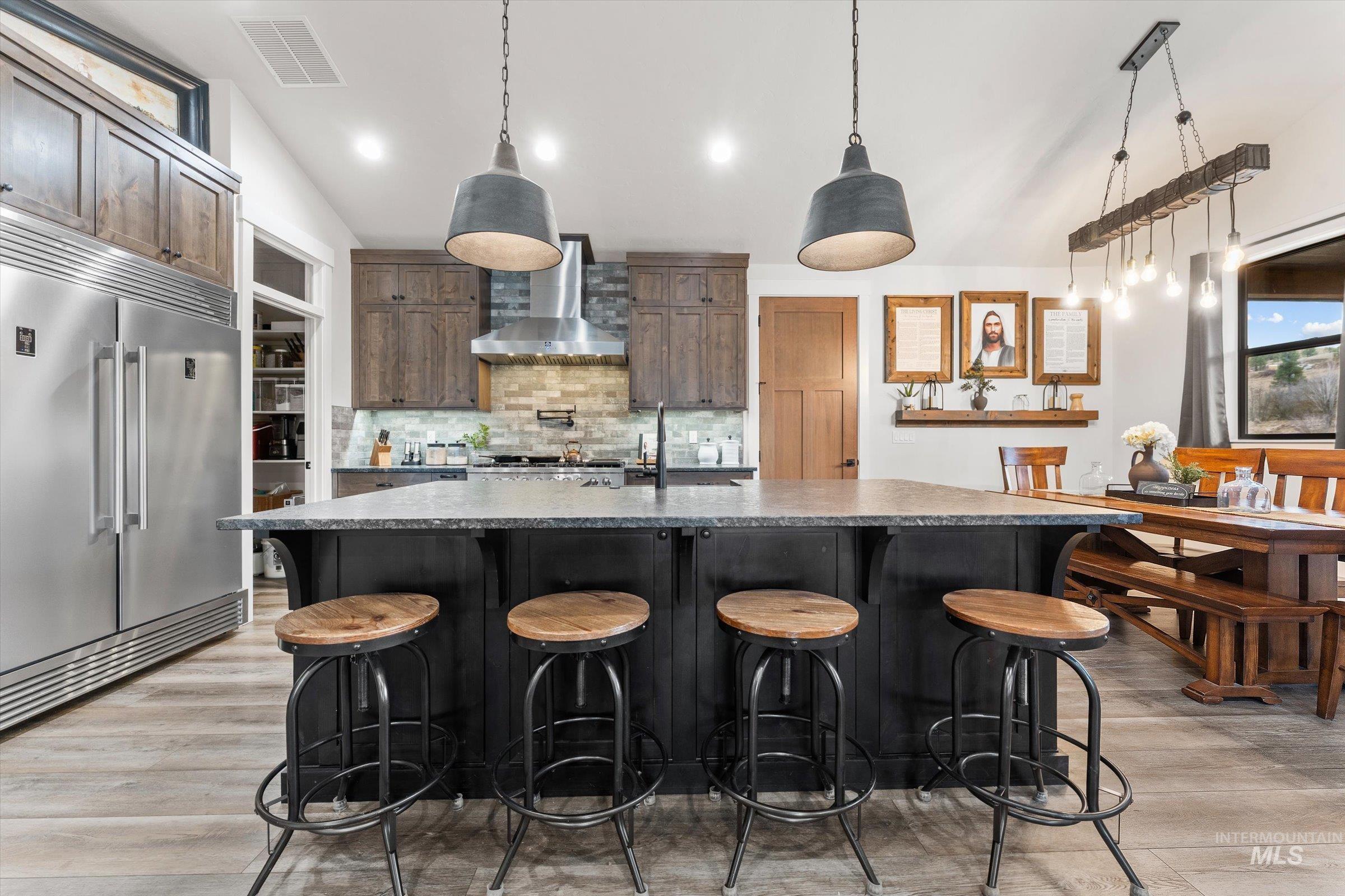 20 Hawthorne Ln, Garden Valley, Idaho 83622, 4 Bedrooms, 3 Bathrooms, Residential For Sale, Price $1,195,000,MLS 98976325