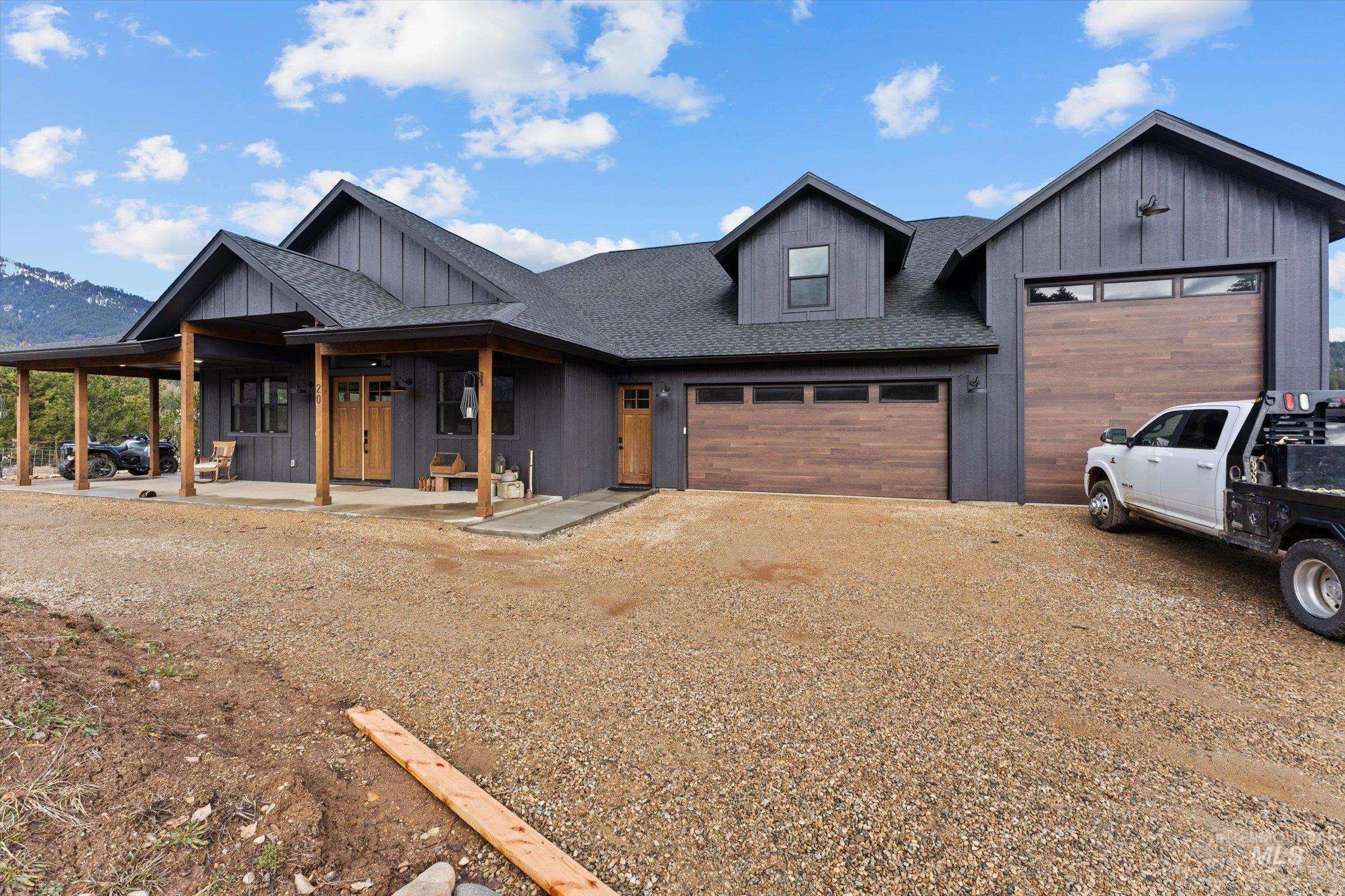 20 Hawthorne Ln, Garden Valley, Idaho 83622, 4 Bedrooms, 3 Bathrooms, Residential For Sale, Price $1,250,000,MLS 98976325
