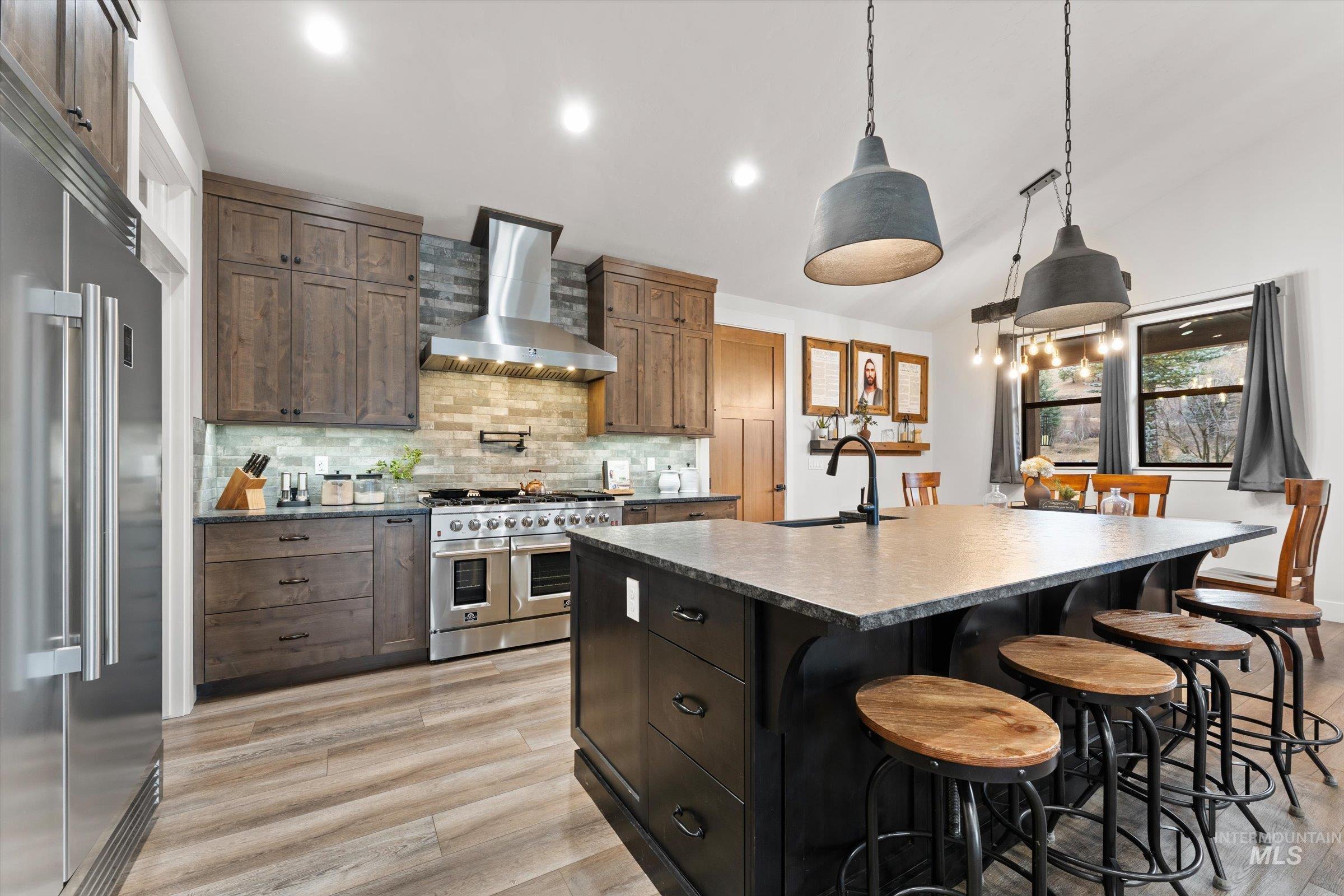 20 Hawthorne Ln, Garden Valley, Idaho 83622, 4 Bedrooms, 3 Bathrooms, Residential For Sale, Price $1,195,000,MLS 98976325