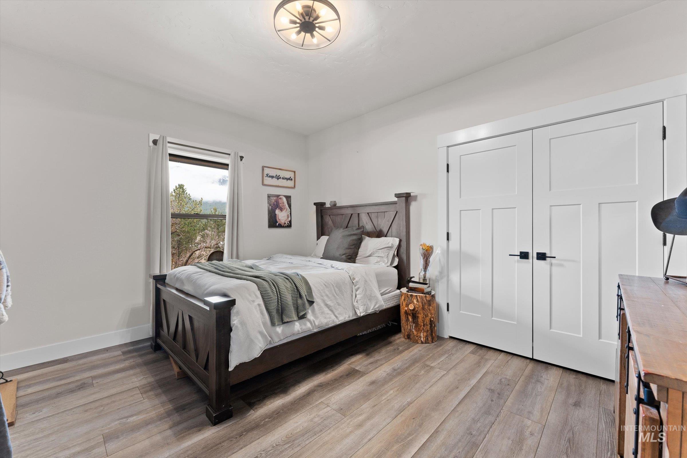 20 Hawthorne Ln, Garden Valley, Idaho 83622, 4 Bedrooms, 3 Bathrooms, Residential For Sale, Price $1,195,000,MLS 98976325