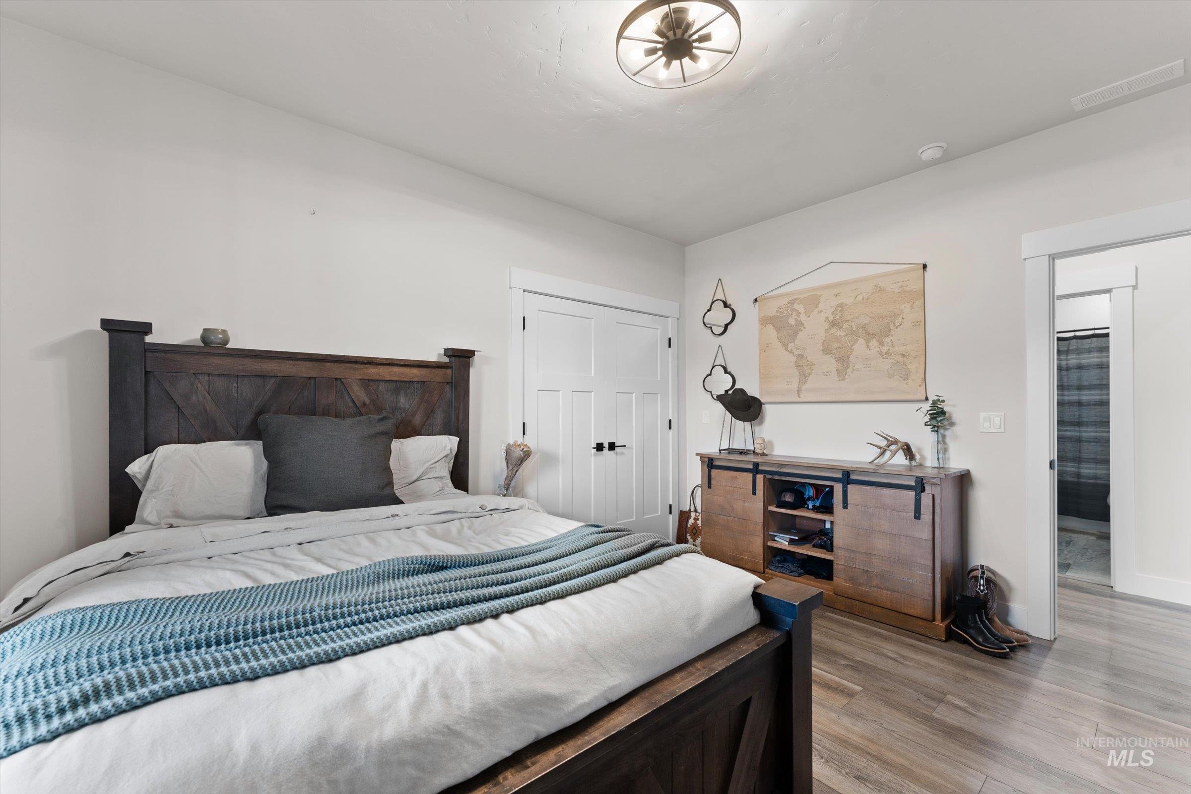 20 Hawthorne Ln, Garden Valley, Idaho 83622, 4 Bedrooms, 3 Bathrooms, Residential For Sale, Price $1,195,000,MLS 98976325