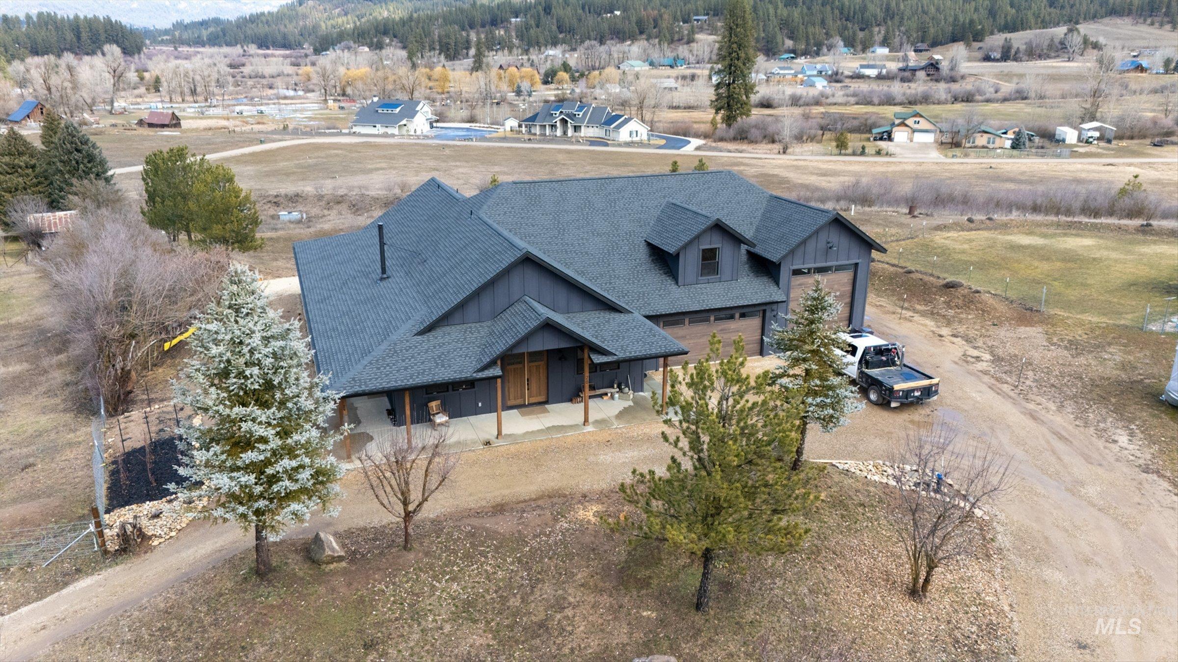 20 Hawthorne Ln, Garden Valley, Idaho 83622, 4 Bedrooms, 3 Bathrooms, Residential For Sale, Price $1,250,000,MLS 98976325