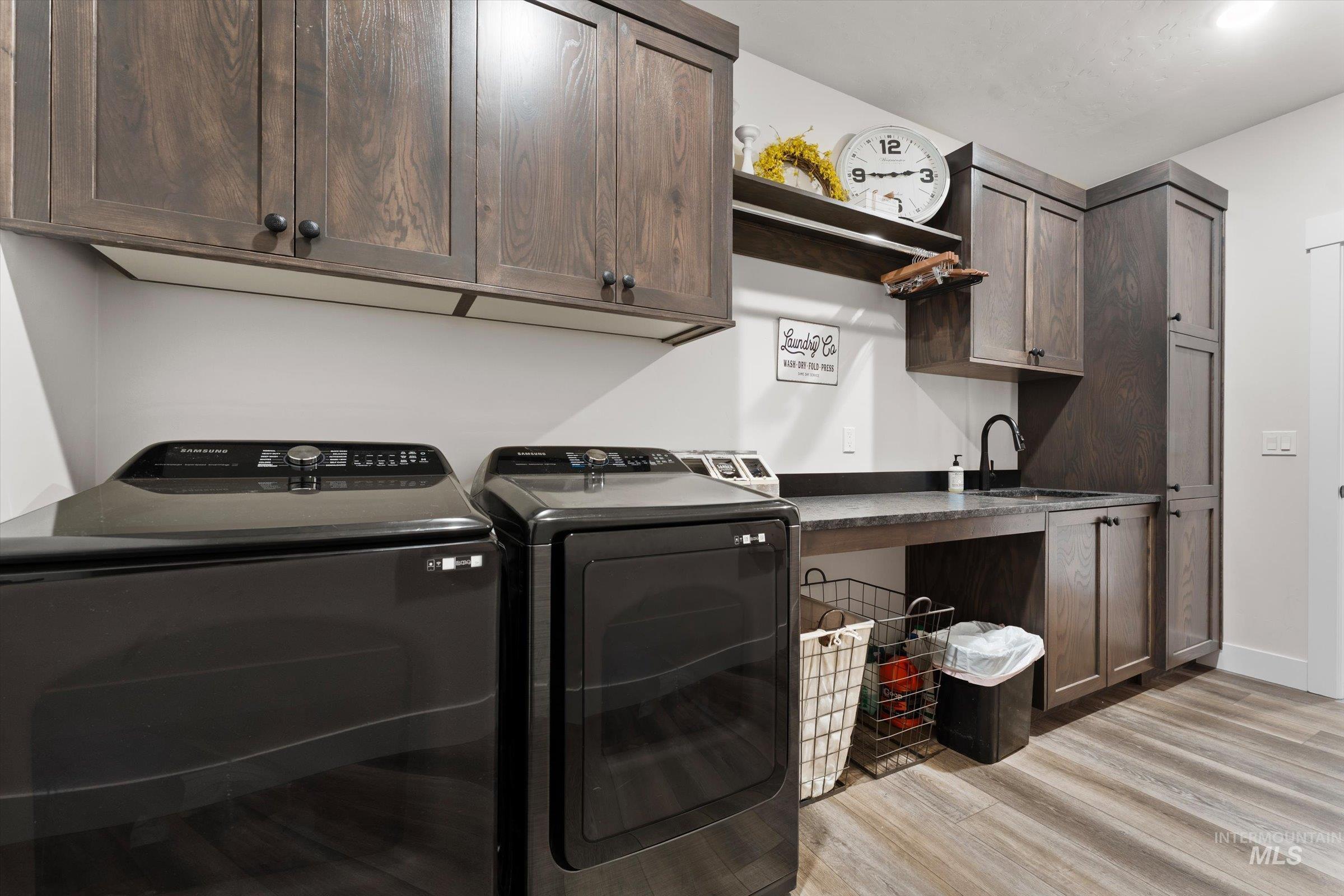 20 Hawthorne Ln, Garden Valley, Idaho 83622, 4 Bedrooms, 3 Bathrooms, Residential For Sale, Price $1,250,000,MLS 98976325