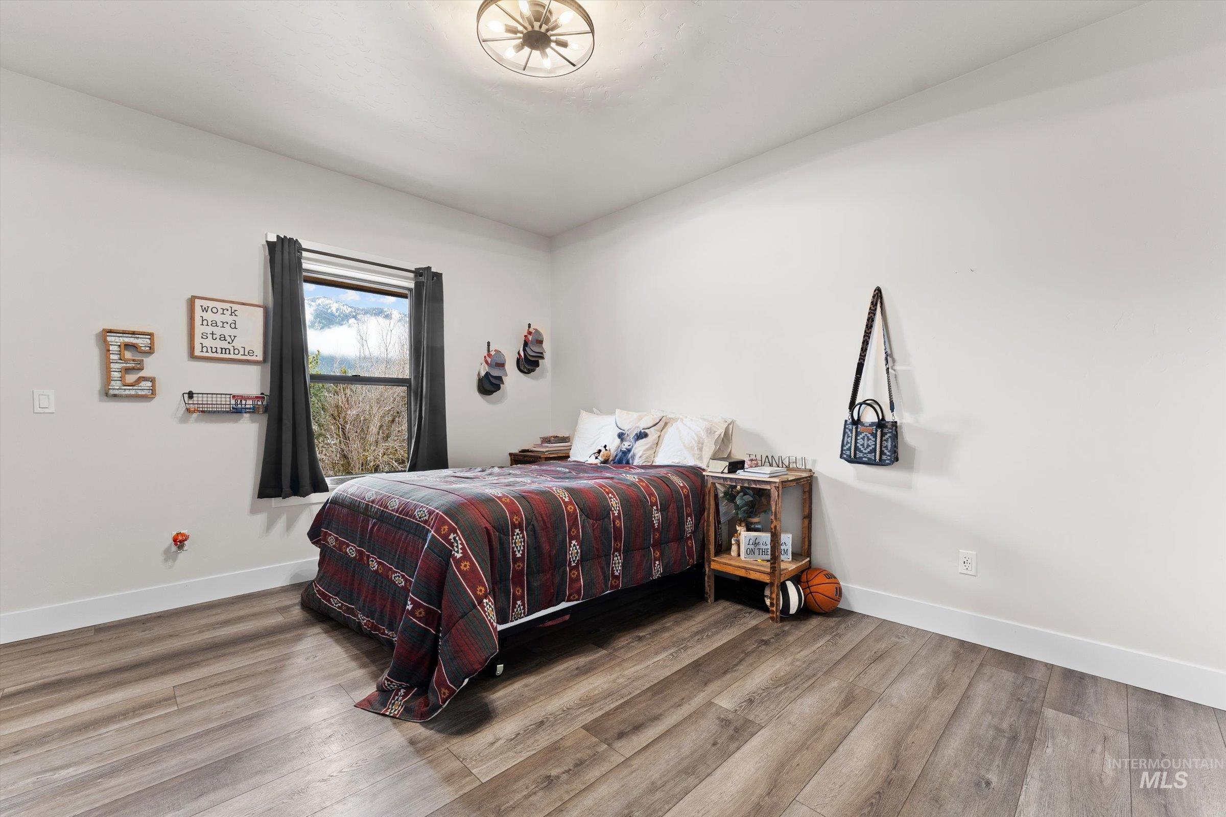 20 Hawthorne Ln, Garden Valley, Idaho 83622, 4 Bedrooms, 3 Bathrooms, Residential For Sale, Price $1,250,000,MLS 98976325