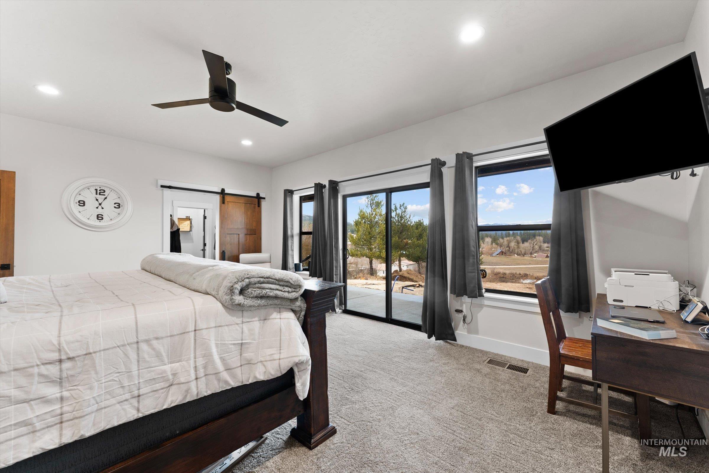 20 Hawthorne Ln, Garden Valley, Idaho 83622, 4 Bedrooms, 3 Bathrooms, Residential For Sale, Price $1,195,000,MLS 98976325