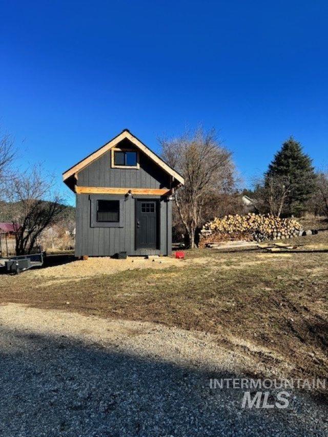 20 Hawthorne Ln, Garden Valley, Idaho 83622, 4 Bedrooms, 3 Bathrooms, Residential For Sale, Price $1,195,000,MLS 98976325