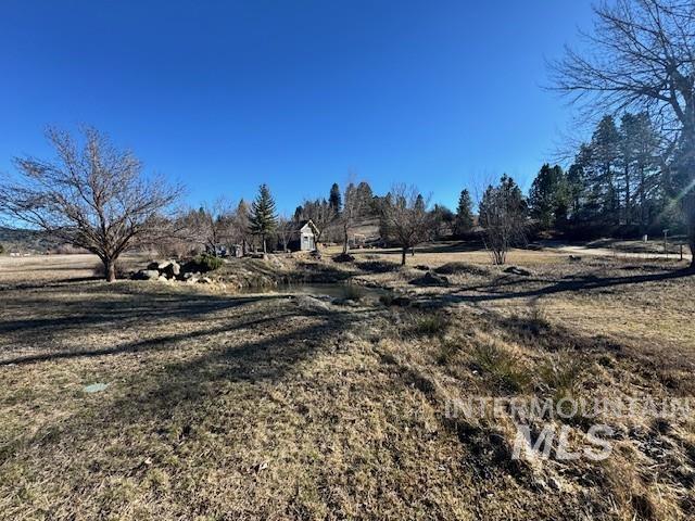 20 Hawthorne Ln, Garden Valley, Idaho 83622, 4 Bedrooms, 3 Bathrooms, Residential For Sale, Price $1,195,000,MLS 98976325