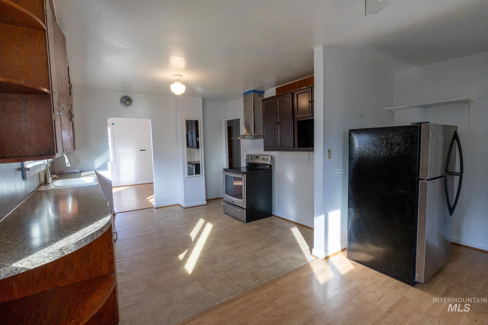 2012 8th Ave, Lewiston, Idaho 83501, 2 Bedrooms, 1 Bathroom, Residential For Sale, Price $265,000,MLS 98976328