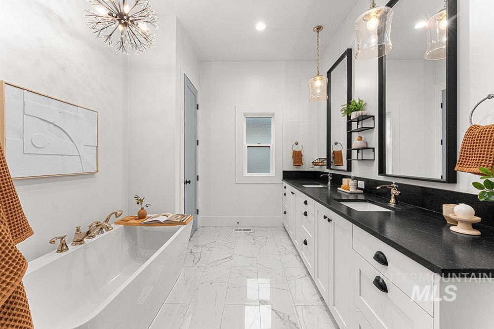 1364 N Laconia Ave, Eagle, Idaho 83616-4215, 3 Bedrooms, 3 Bathrooms, Residential For Sale, Price $949,900,MLS 98976330