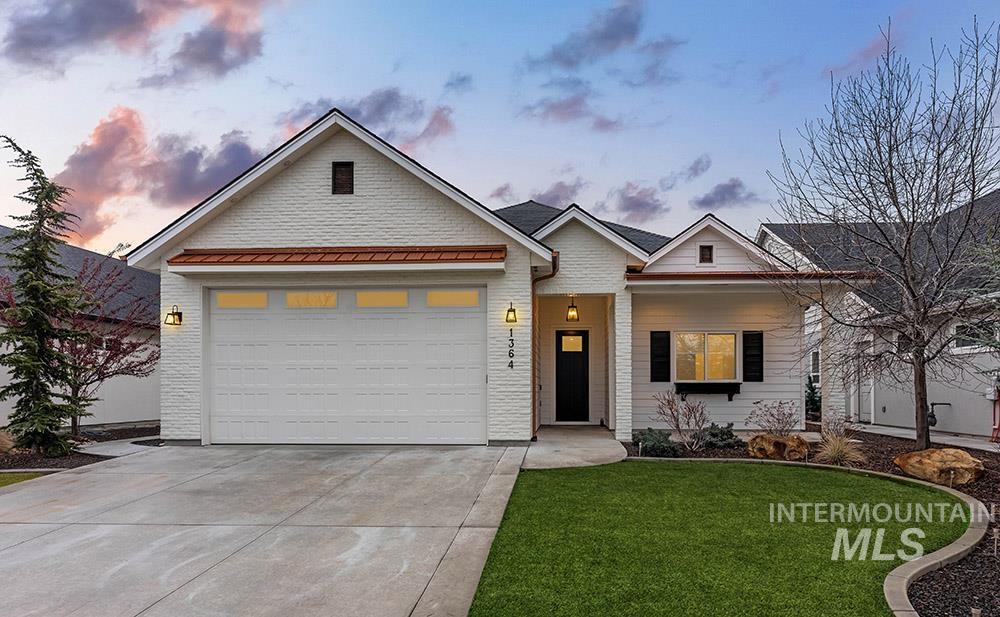 1364 N Laconia Ave, Eagle, Idaho 83616-4215, 3 Bedrooms, 3 Bathrooms, Residential For Sale, Price $949,900,MLS 98976330