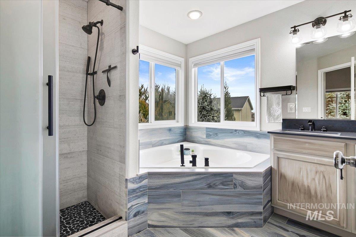 11292 W Kipling, Nampa, Idaho 83651, 4 Bedrooms, 2.5 Bathrooms, Residential For Sale, Price $479,999,MLS 98976334