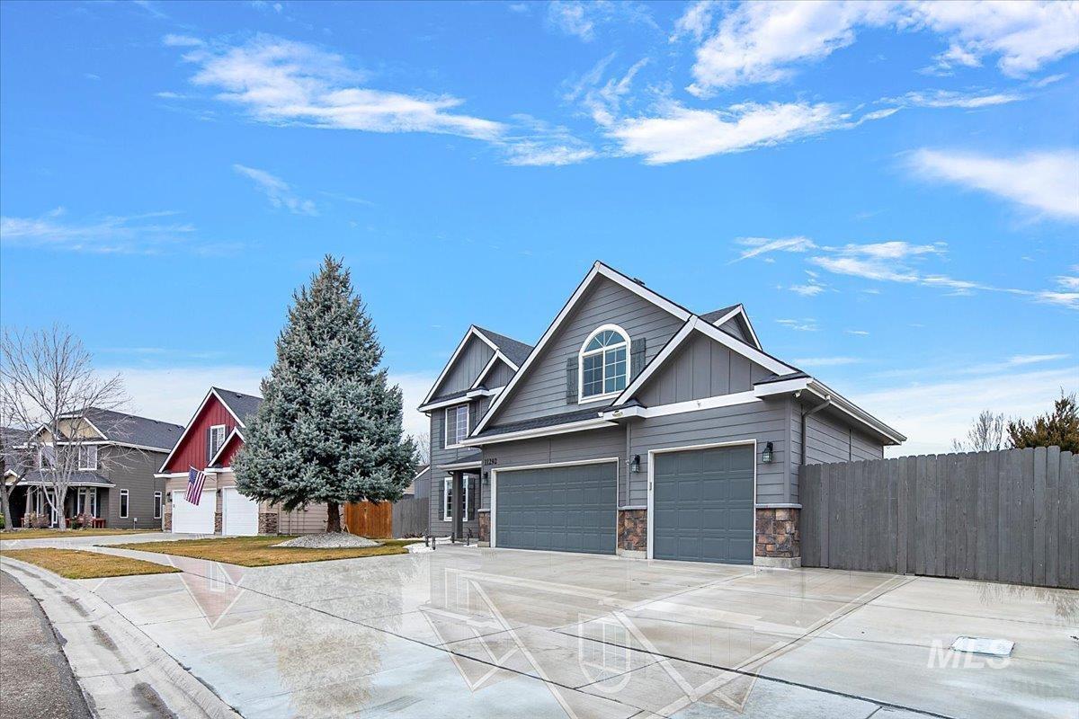 11292 W Kipling, Nampa, Idaho 83651, 4 Bedrooms, 2.5 Bathrooms, Residential For Sale, Price $479,999,MLS 98976334