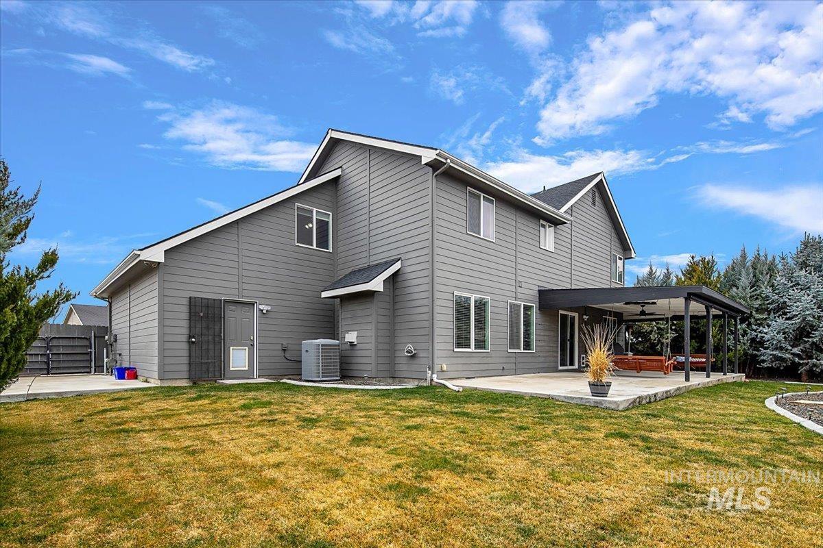 11292 W Kipling, Nampa, Idaho 83651, 4 Bedrooms, 2.5 Bathrooms, Residential For Sale, Price $479,999,MLS 98976334