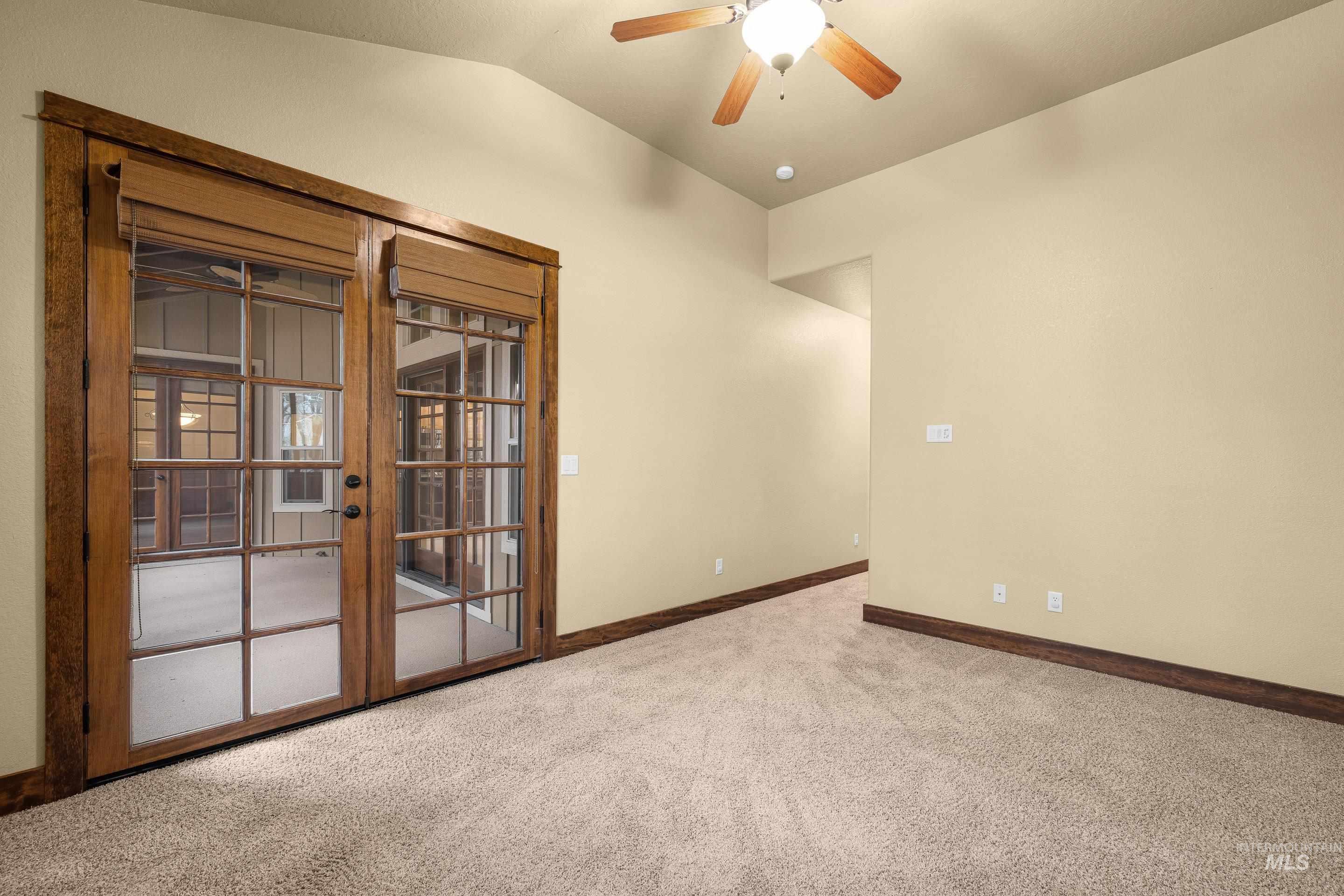 5901 N Duxbury Pier Ln, Garden City, Idaho 83714, 2 Bedrooms, 2.5 Bathrooms, Residential For Sale, Price $739,900,MLS 98976335