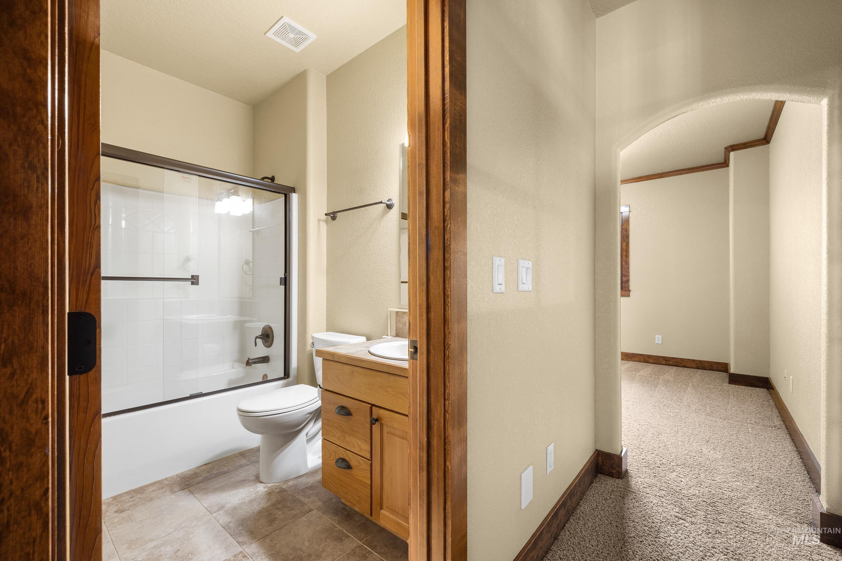 5901 N Duxbury Pier Ln, Garden City, Idaho 83714, 2 Bedrooms, 2.5 Bathrooms, Residential For Sale, Price $739,900,MLS 98976335