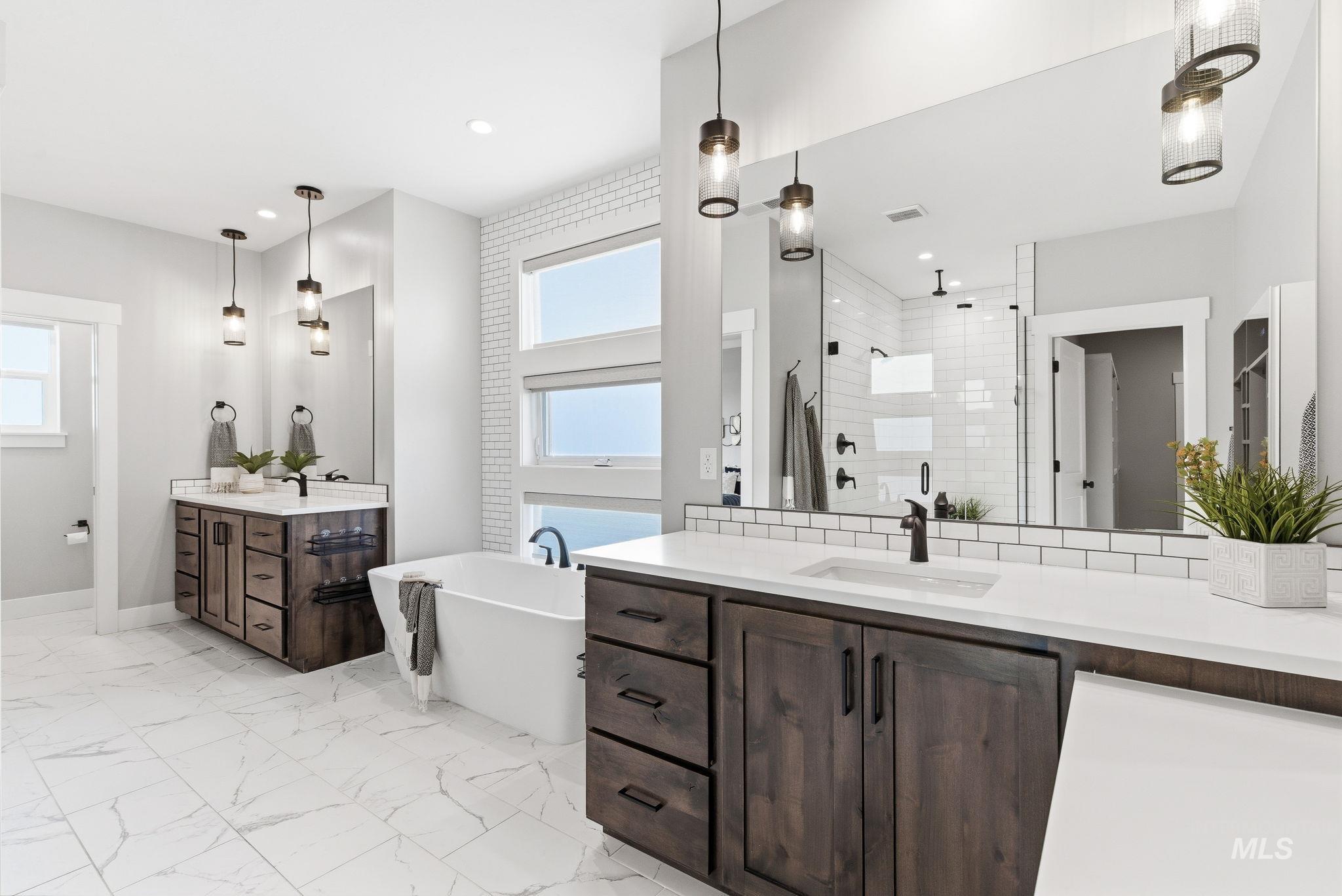 14947 Red Barn Ct, Caldwell, Idaho 83607, 4 Bedrooms, 3.5 Bathrooms, Residential For Sale, Price $1,199,000,MLS 98976336