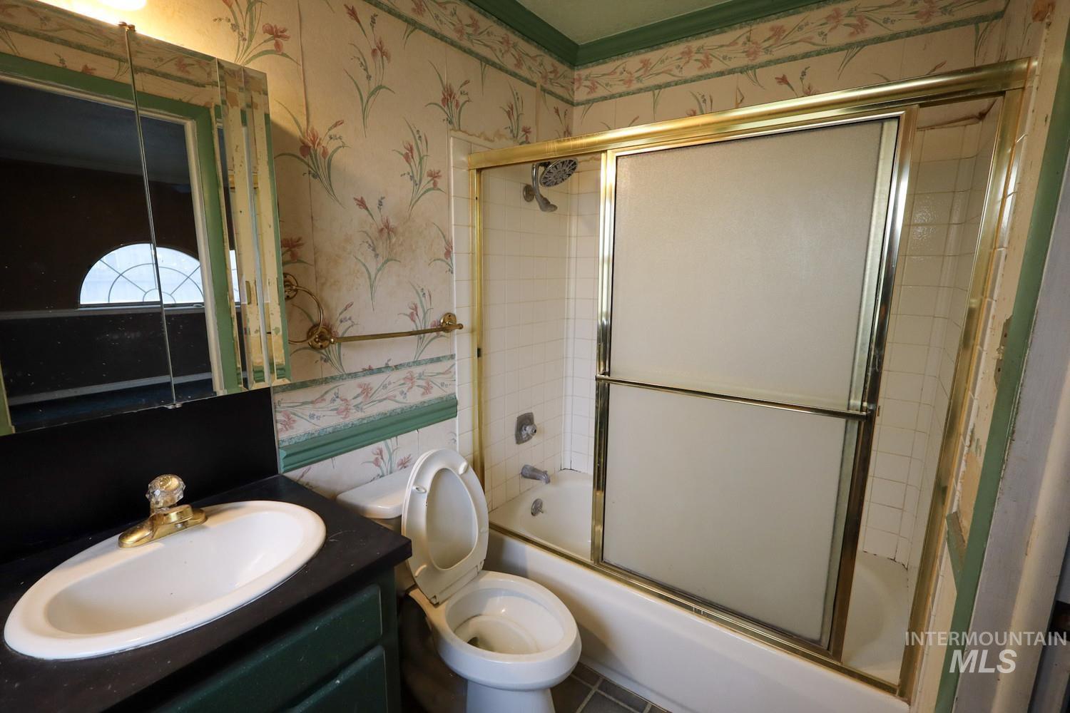 1212 Park Meadows Dr, Twin Falls, Idaho 83301-3220, 3 Bedrooms, 2.5 Bathrooms, Residential For Sale, Price $229,900,MLS 98976337