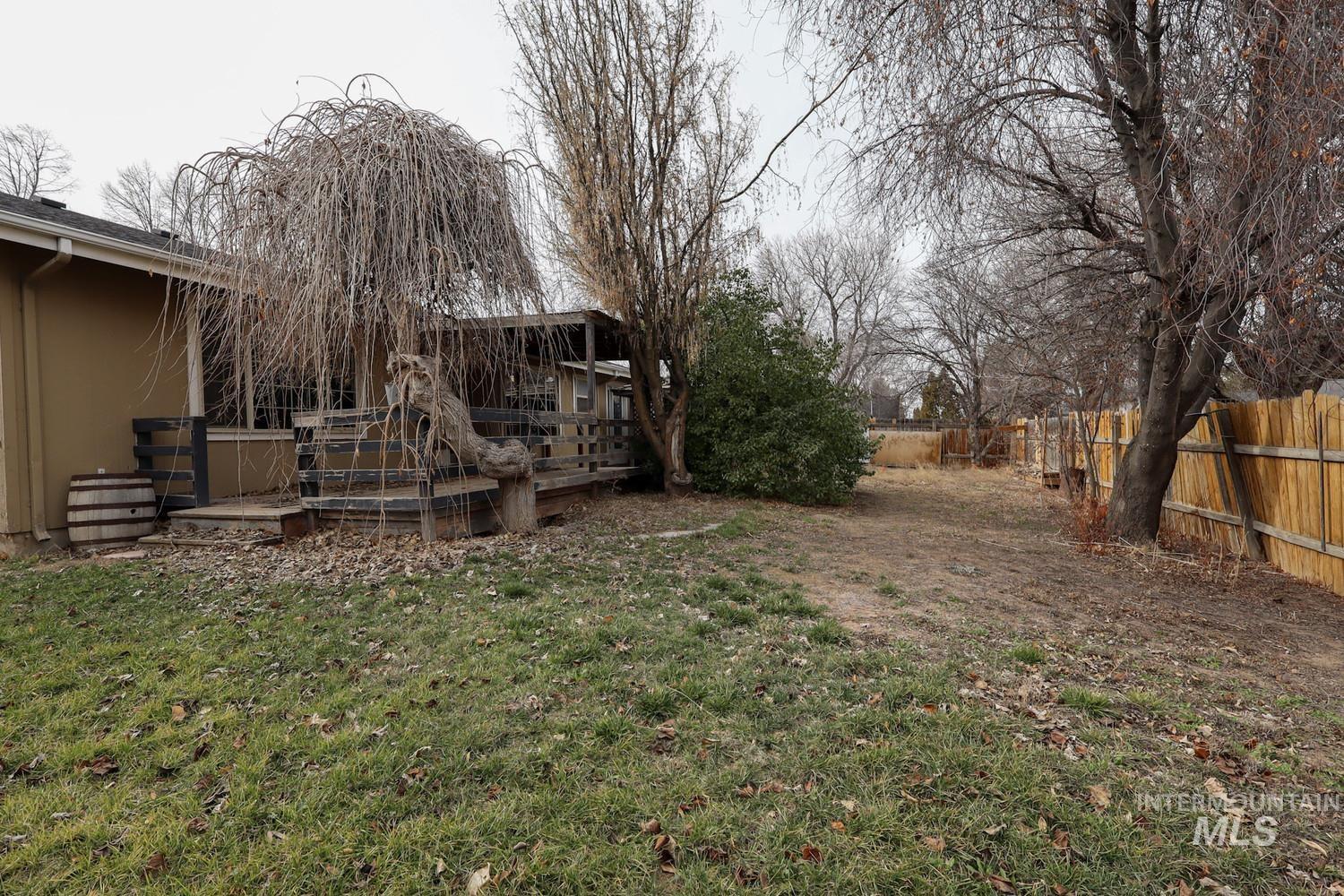 1212 Park Meadows Dr, Twin Falls, Idaho 83301-3220, 3 Bedrooms, 2.5 Bathrooms, Residential For Sale, Price $229,900,MLS 98976337