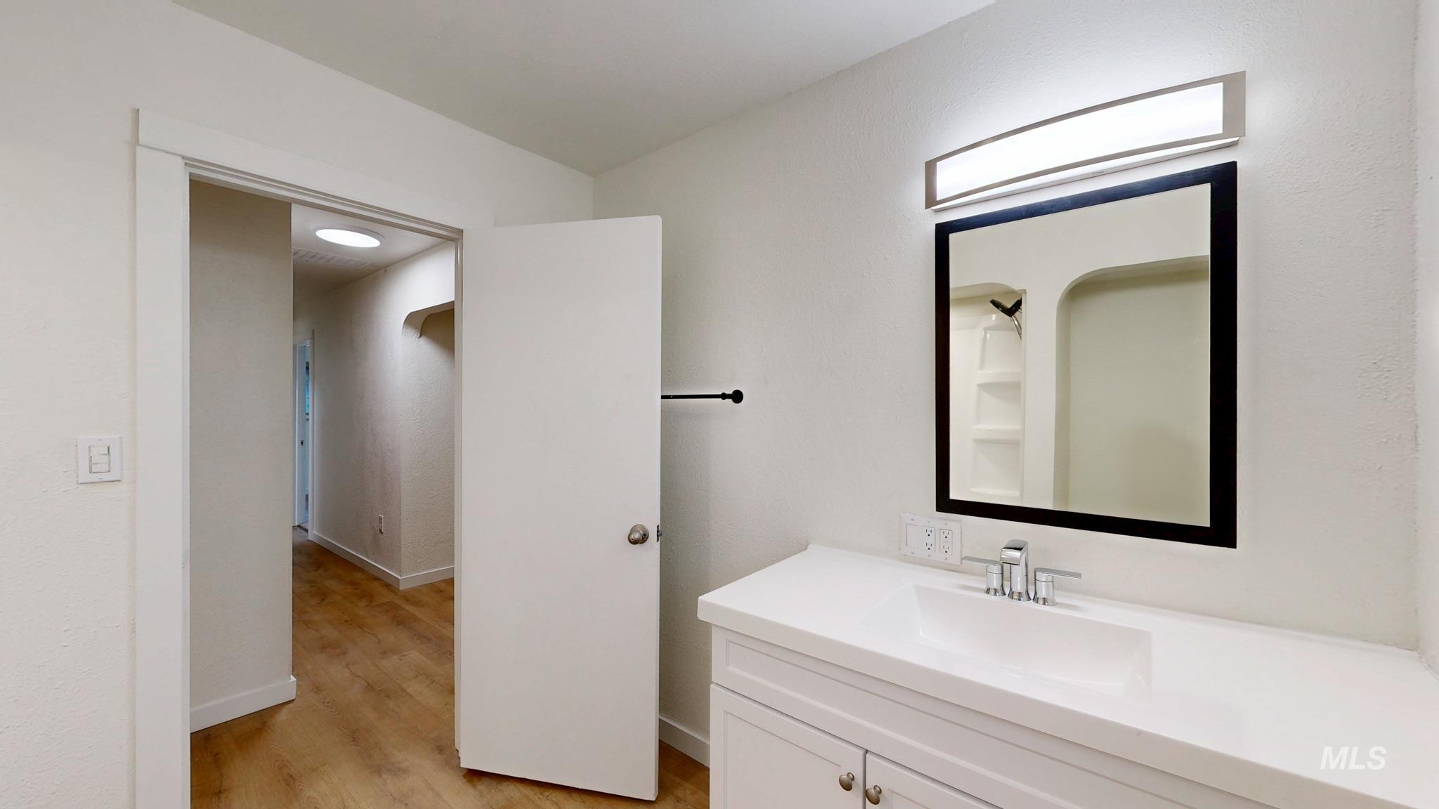 204 N Blaine, Moscow, Idaho 83843, 5 Bedrooms, 3 Bathrooms, Residential For Sale, Price $559,900,MLS 98976338