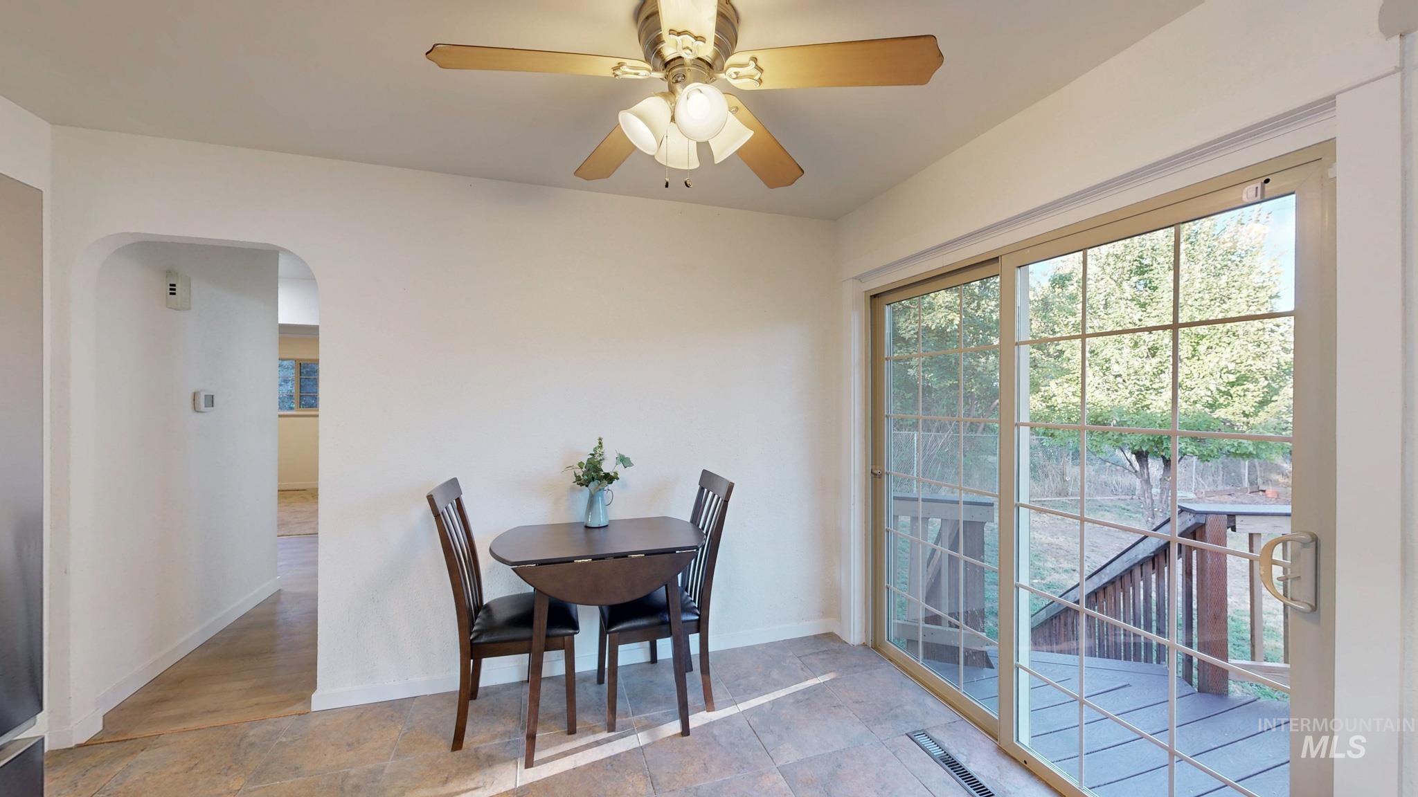 204 N Blaine, Moscow, Idaho 83843, 5 Bedrooms, 3 Bathrooms, Residential For Sale, Price $559,900,MLS 98976338