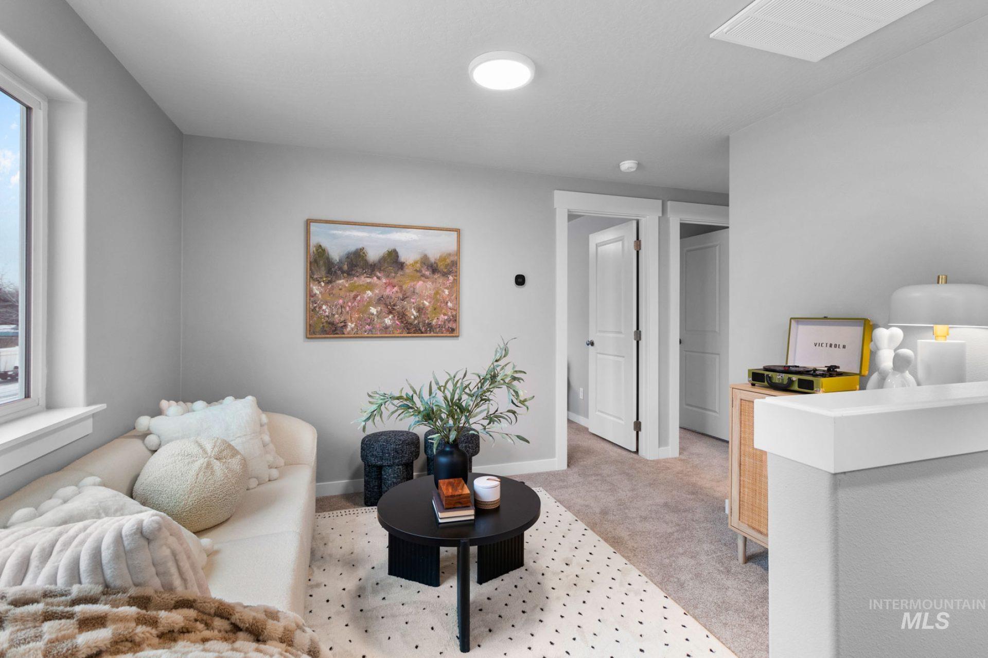 737 SW Mendenhall St, Mountain Home, Idaho 83647, 3 Bedrooms, 2.5 Bathrooms, Residential For Sale, Price $364,990,MLS 98976342