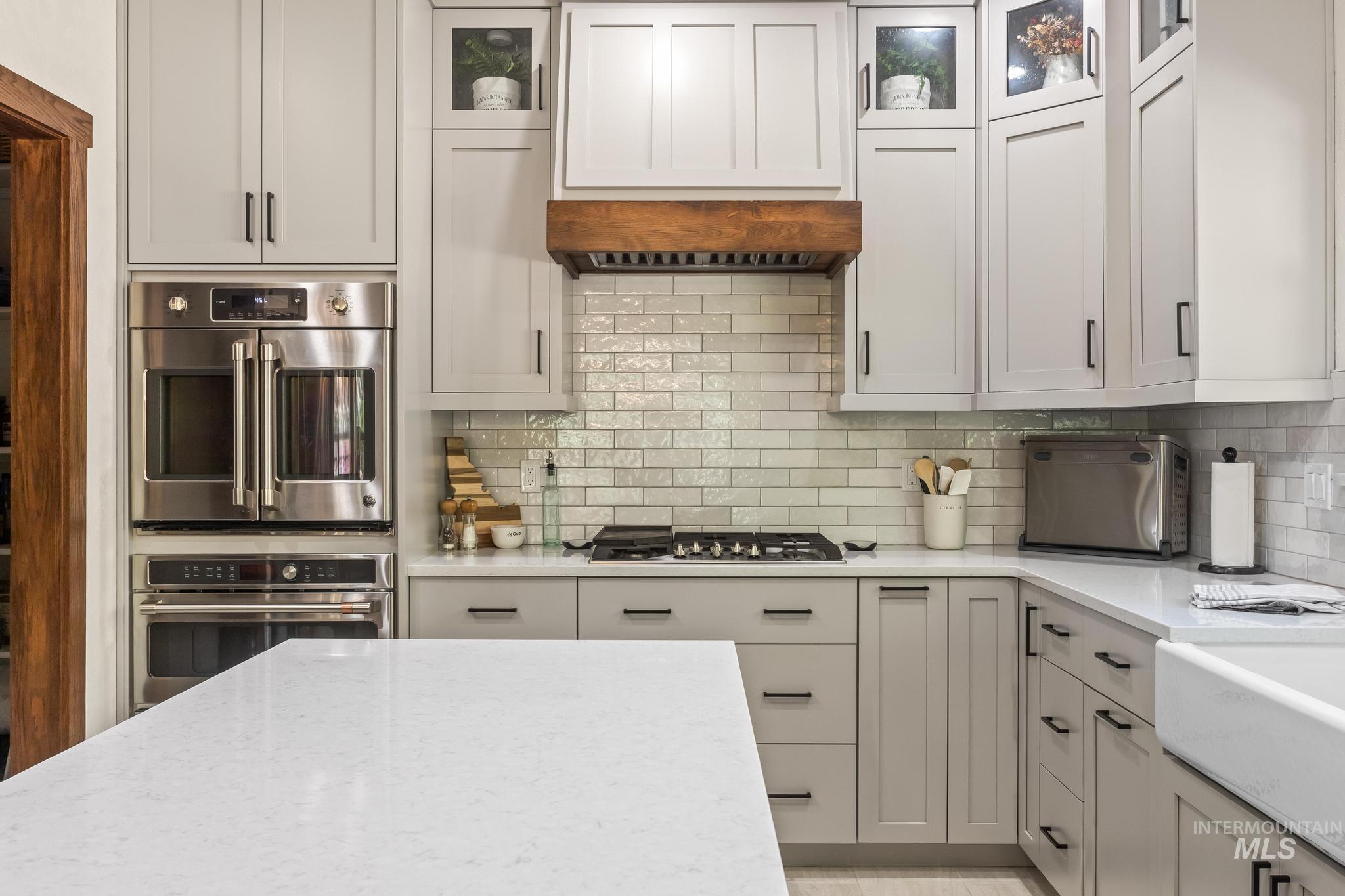 2140 Valley View Dr, Weiser, Idaho 83672, 3 Bedrooms, 2.5 Bathrooms, Residential For Sale, Price $899,900,MLS 98976343