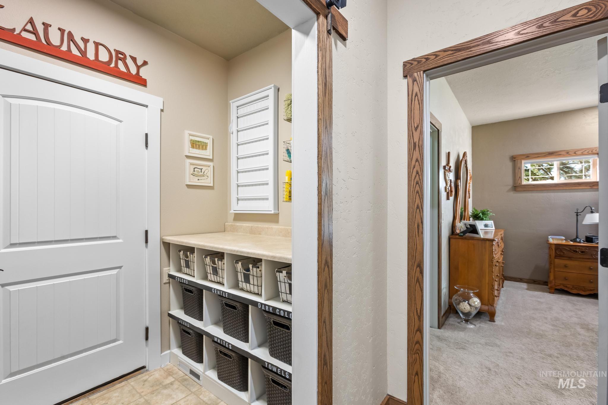 2140 Valley View Dr, Weiser, Idaho 83672, 3 Bedrooms, 2.5 Bathrooms, Residential For Sale, Price $899,900,MLS 98976343