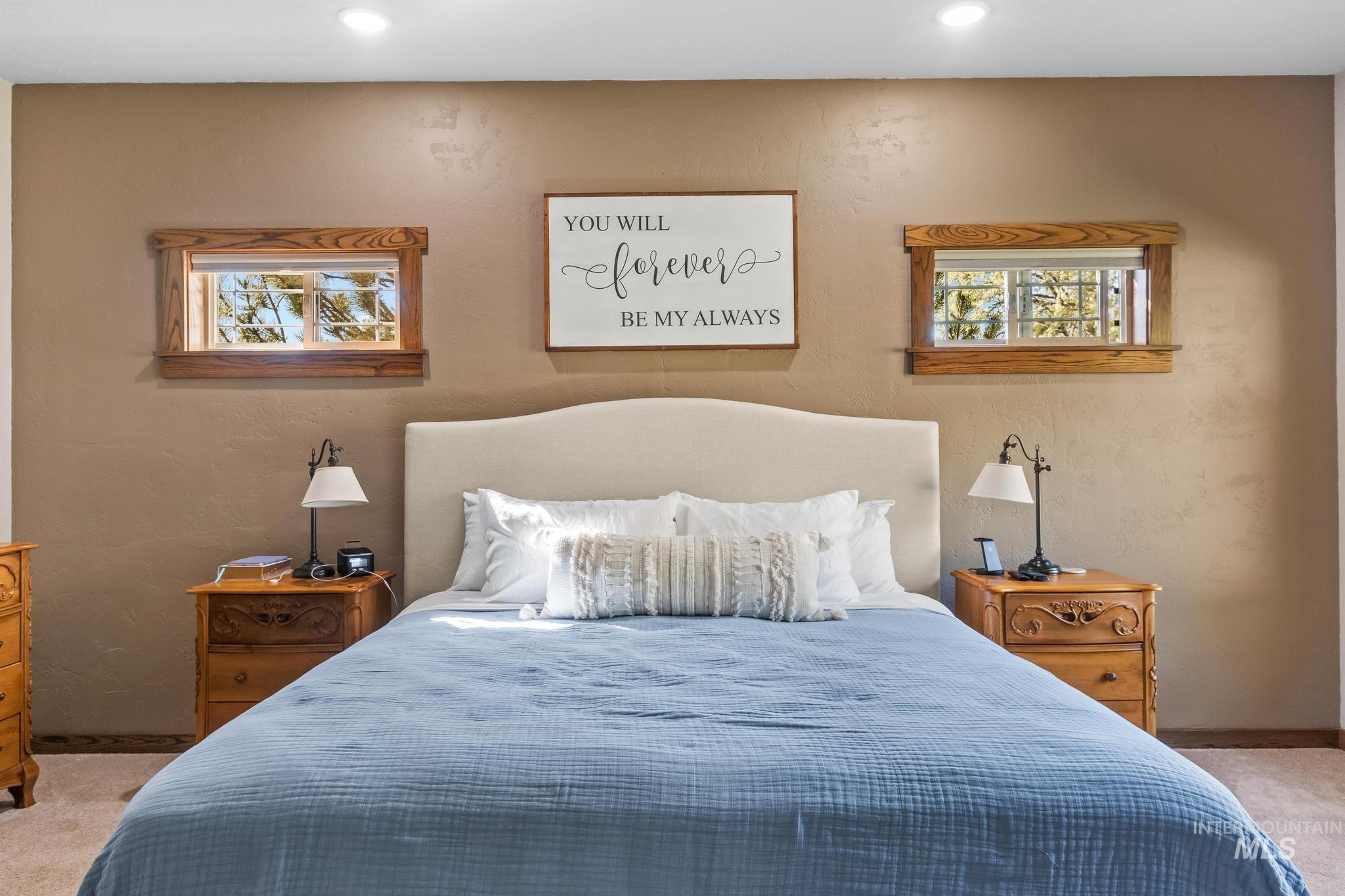 2140 Valley View Dr, Weiser, Idaho 83672, 3 Bedrooms, 2.5 Bathrooms, Residential For Sale, Price $899,900,MLS 98976343