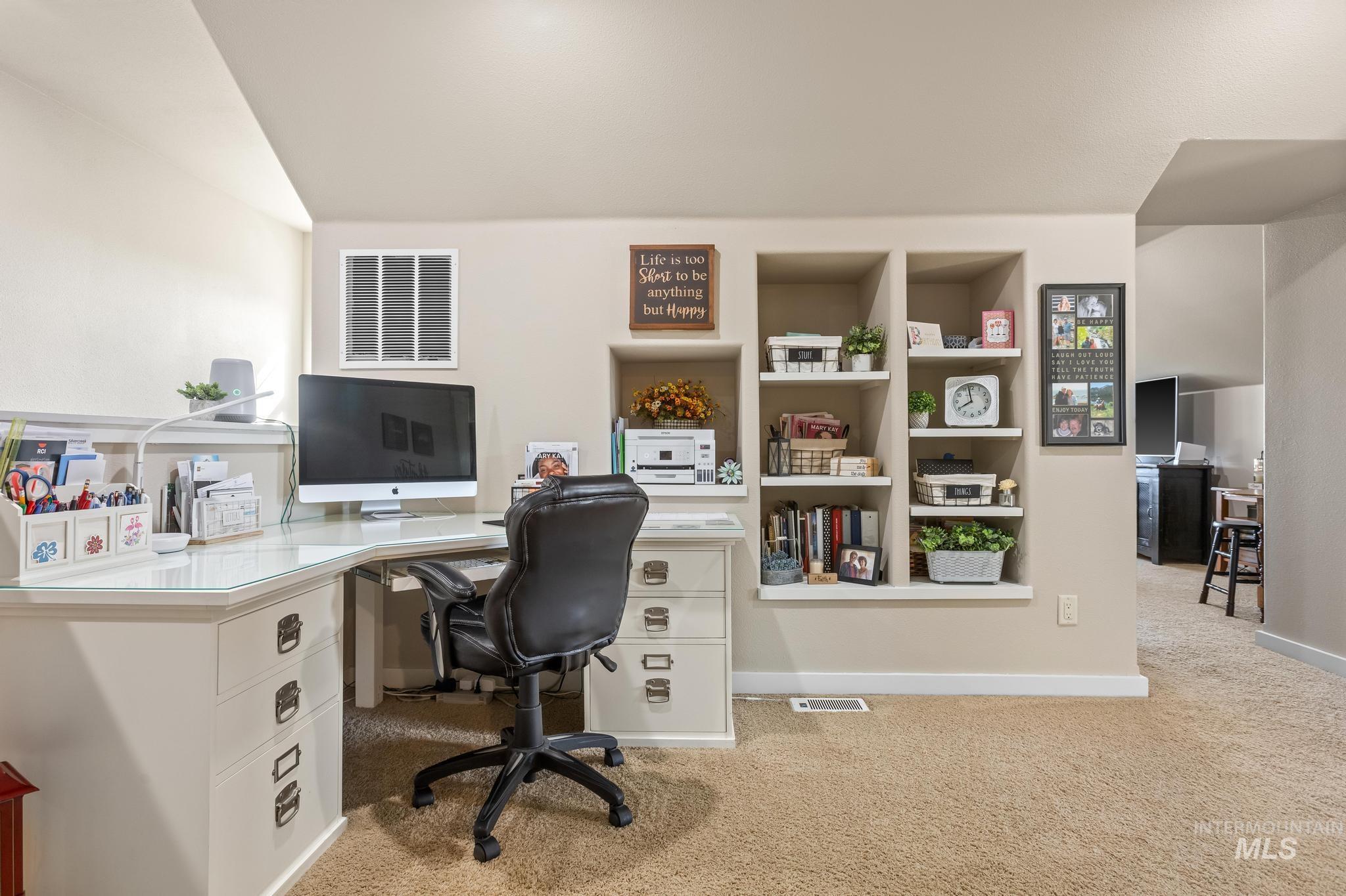 2140 Valley View Dr, Weiser, Idaho 83672, 3 Bedrooms, 2.5 Bathrooms, Residential For Sale, Price $899,900,MLS 98976343