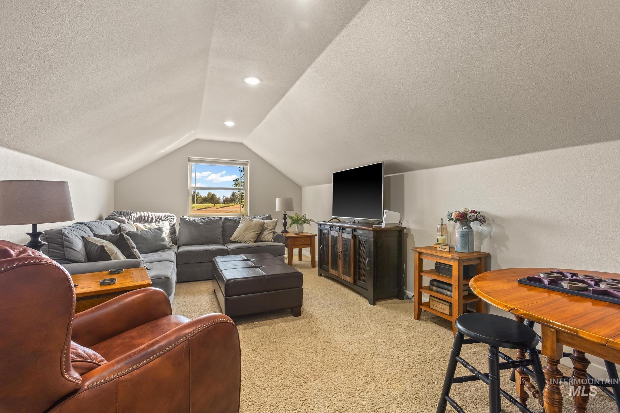 2140 Valley View Dr, Weiser, Idaho 83672, 3 Bedrooms, 2.5 Bathrooms, Residential For Sale, Price $899,900,MLS 98976343