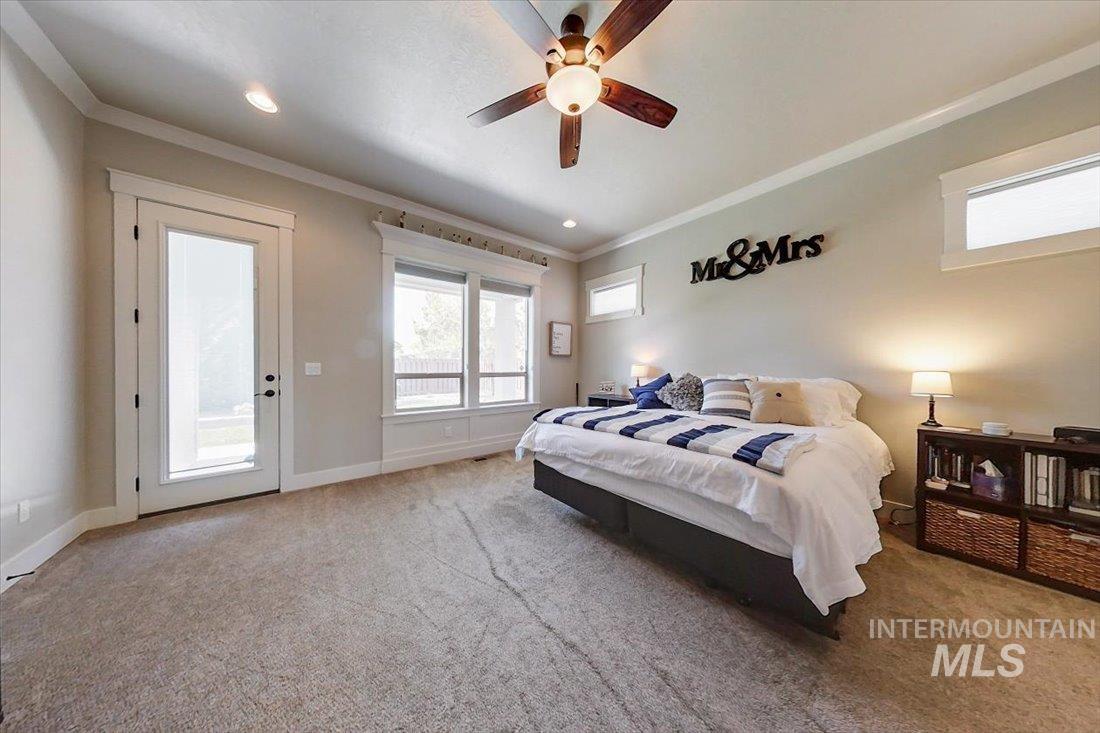 3071 S Fox Troop Pl, Eagle, Idaho 83616-3318, 4 Bedrooms, 3.5 Bathrooms, Residential For Sale, Price $949,000,MLS 98976345