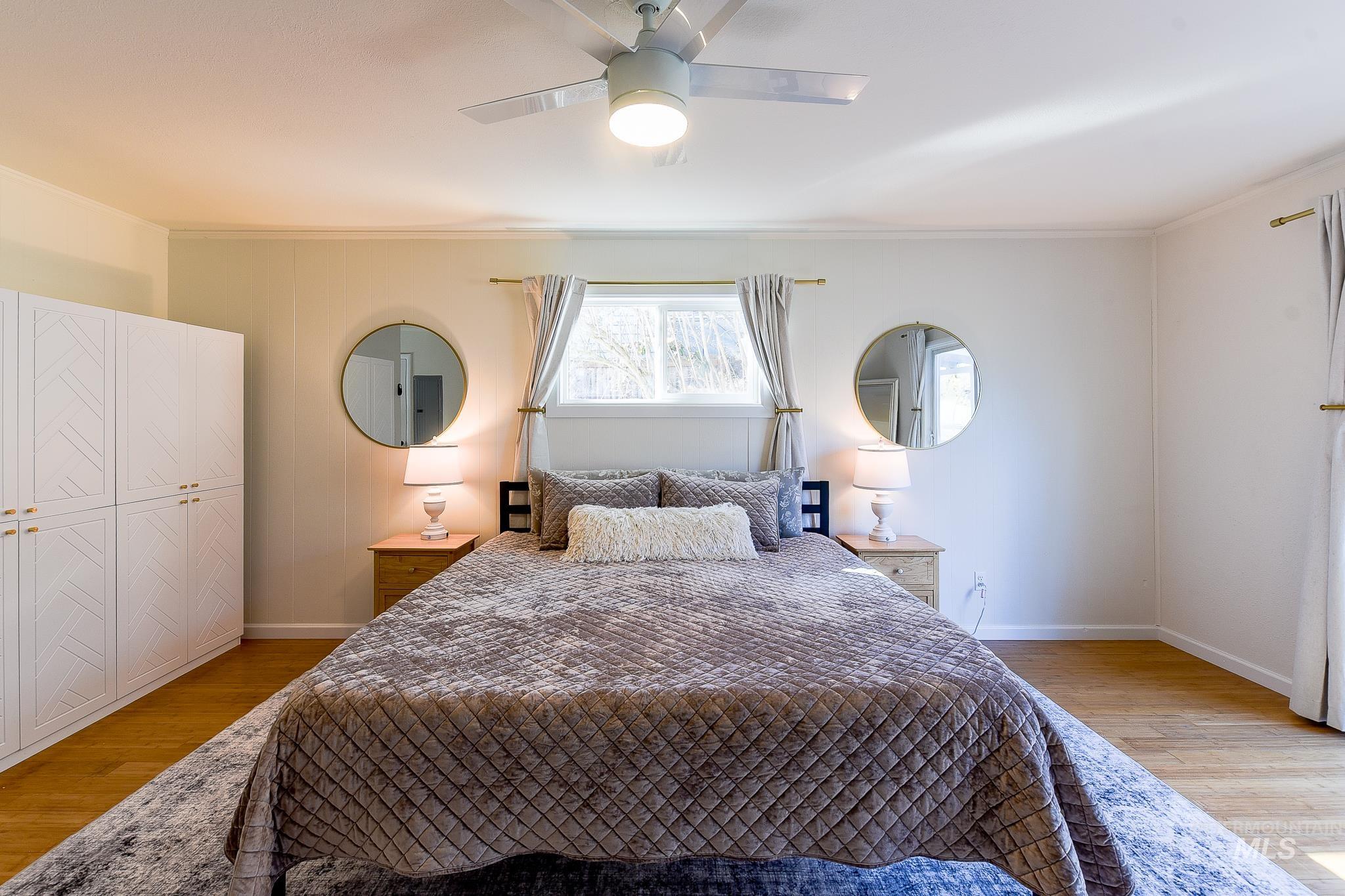 934 E 8th St, Moscow, Idaho 83843, 3 Bedrooms, 2 Bathrooms, Residential For Sale, Price $469,000,MLS 98976346